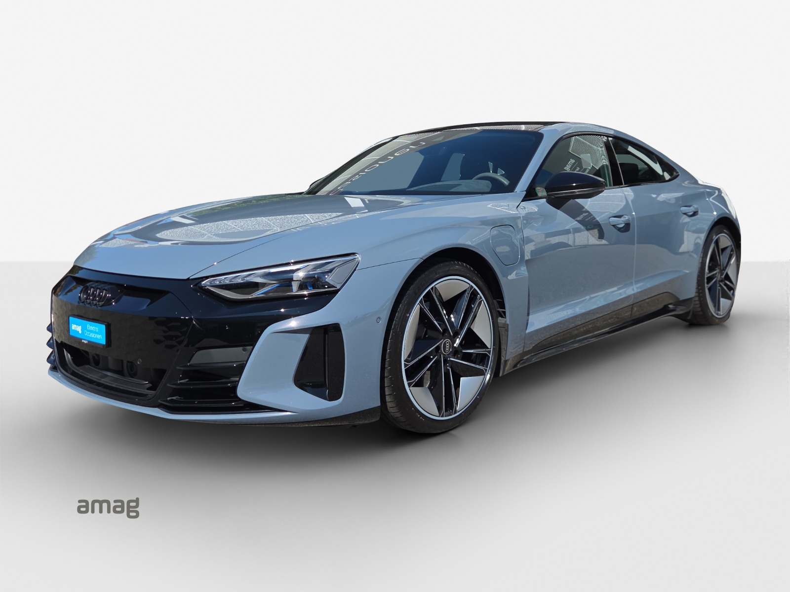 AUDI e-tron GT quattro-image-0