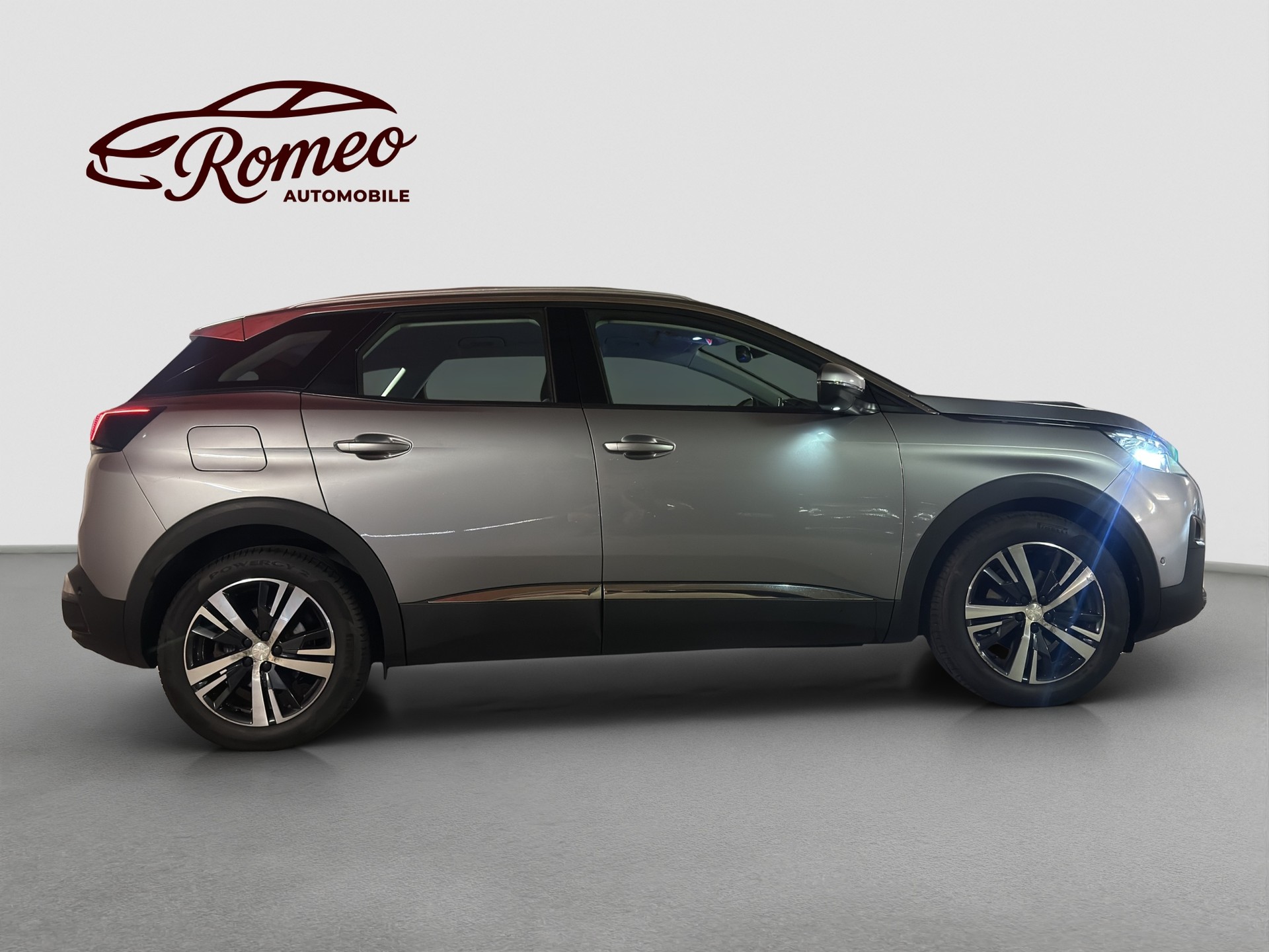 PEUGEOT 3008 1.5 BlueHDi Allure EAT ** Frisch ab MFK und Service ** CH Auto ** 1. Hand **-image-5