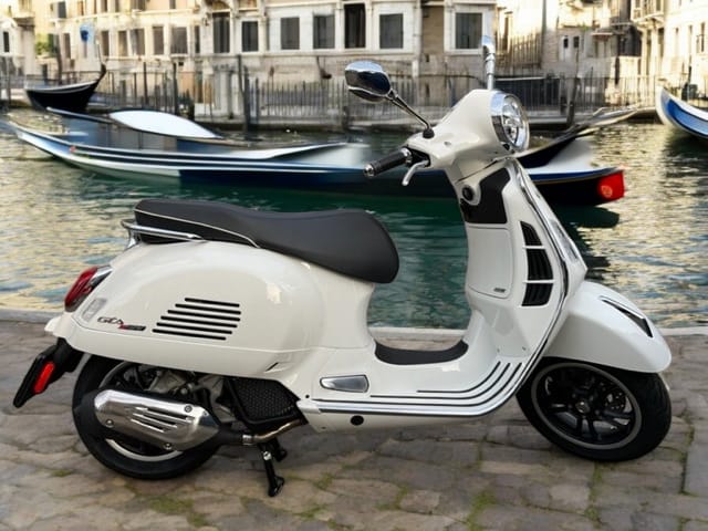PIAGGIO Vespa GTS 310 Super RST E5+-showroom-element-3