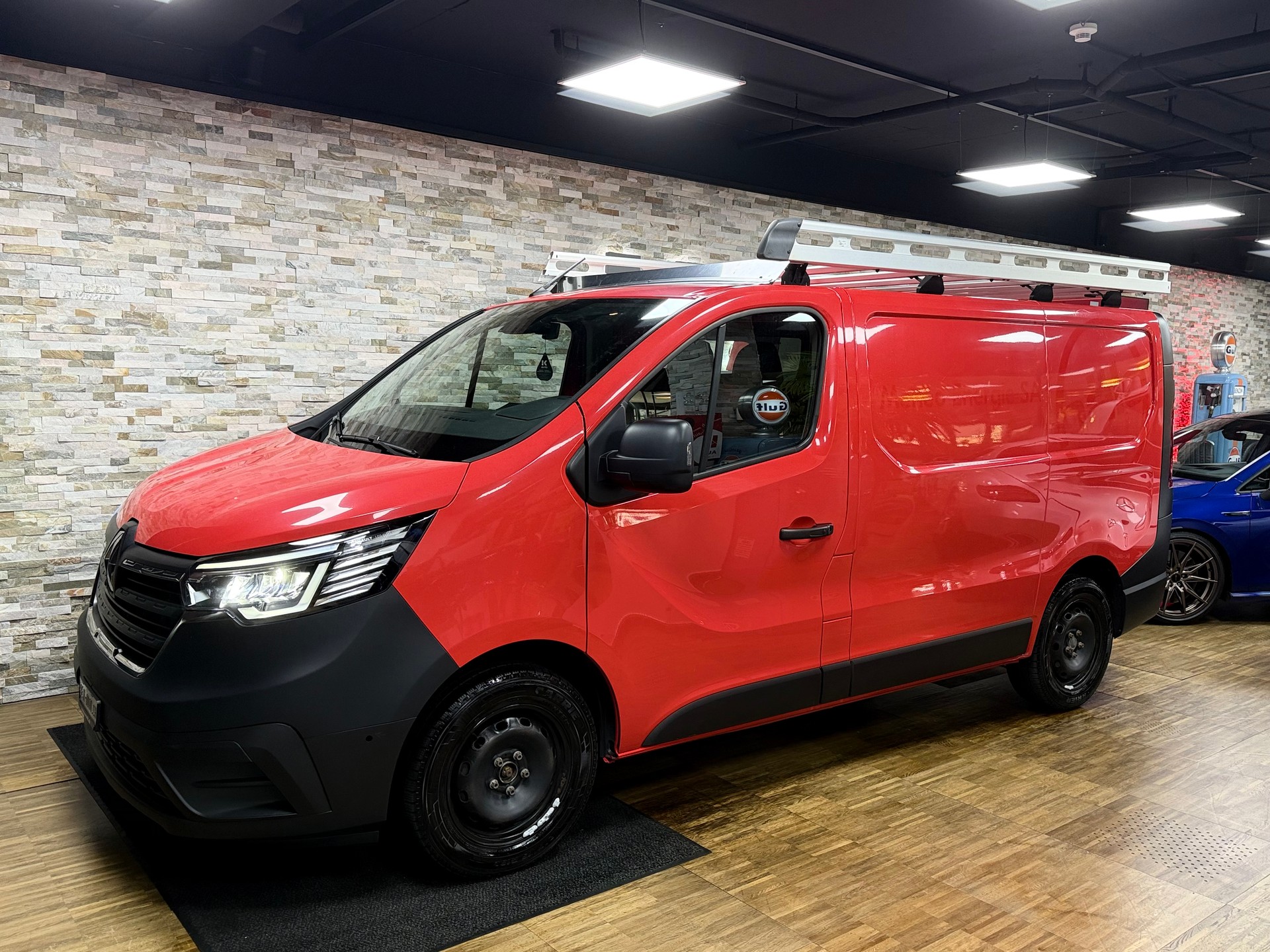 RENAULT Trafic 2.0 Blue dCi 130 Business L1H1-image-0