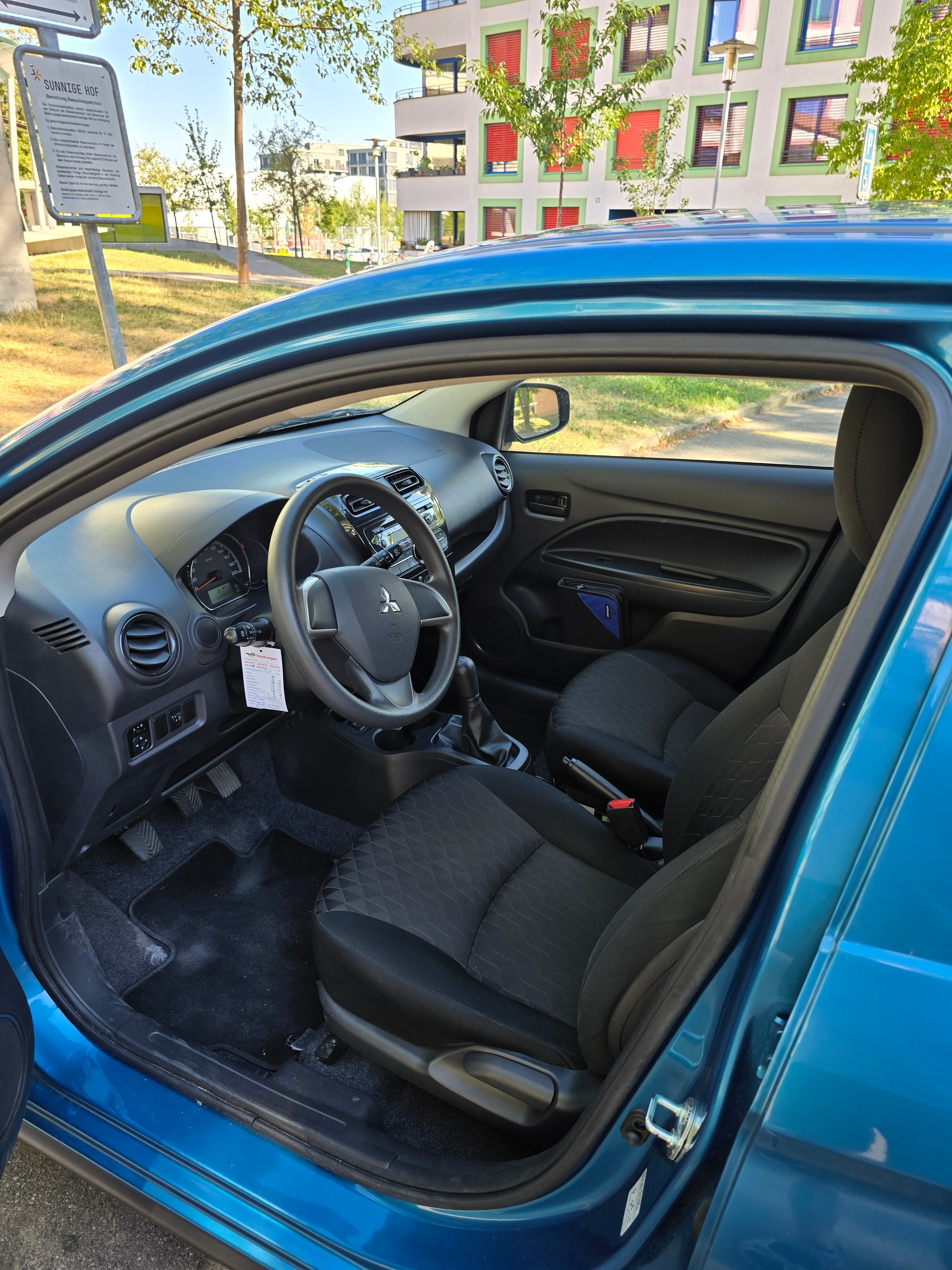 MITSUBISHI 1.0 MIVEC Entry-image-3