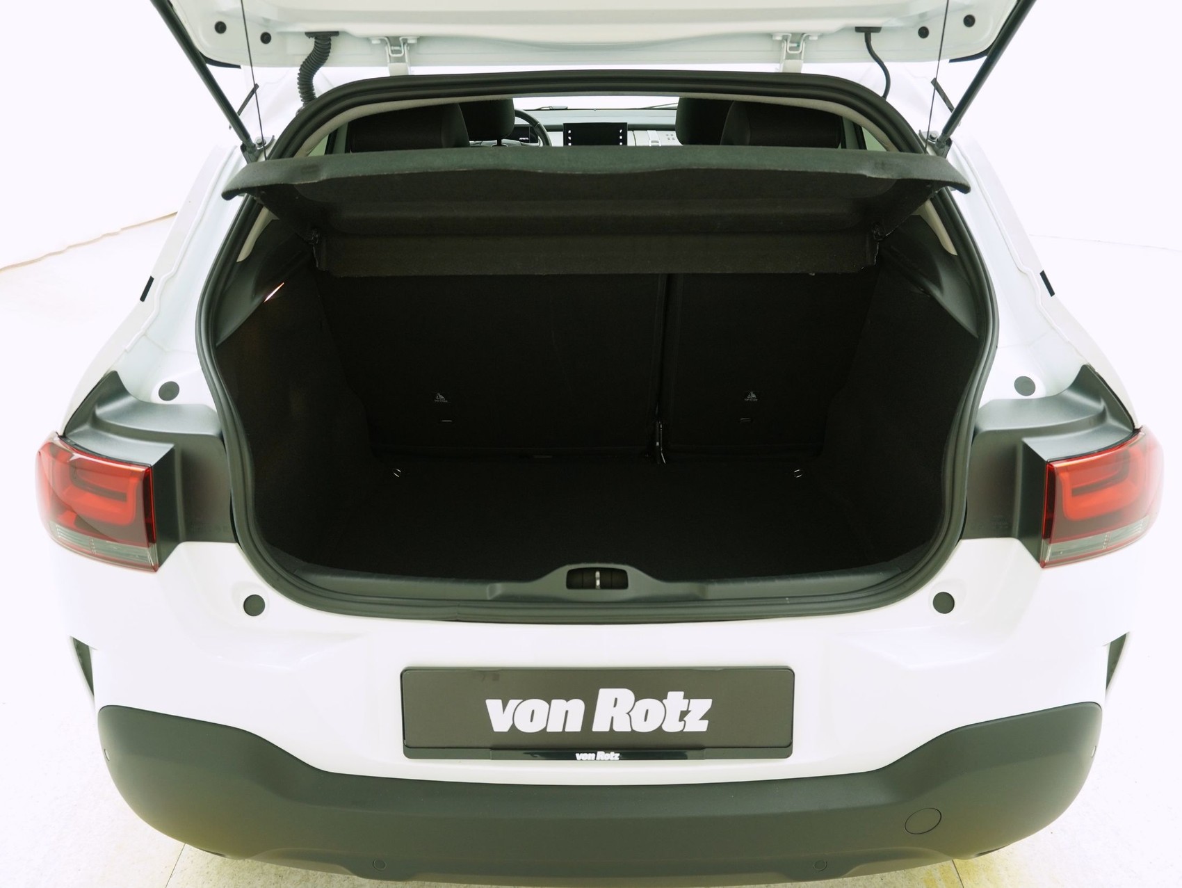 CITROEN C4 Cactus 1.2 PureTech Shine-image-11