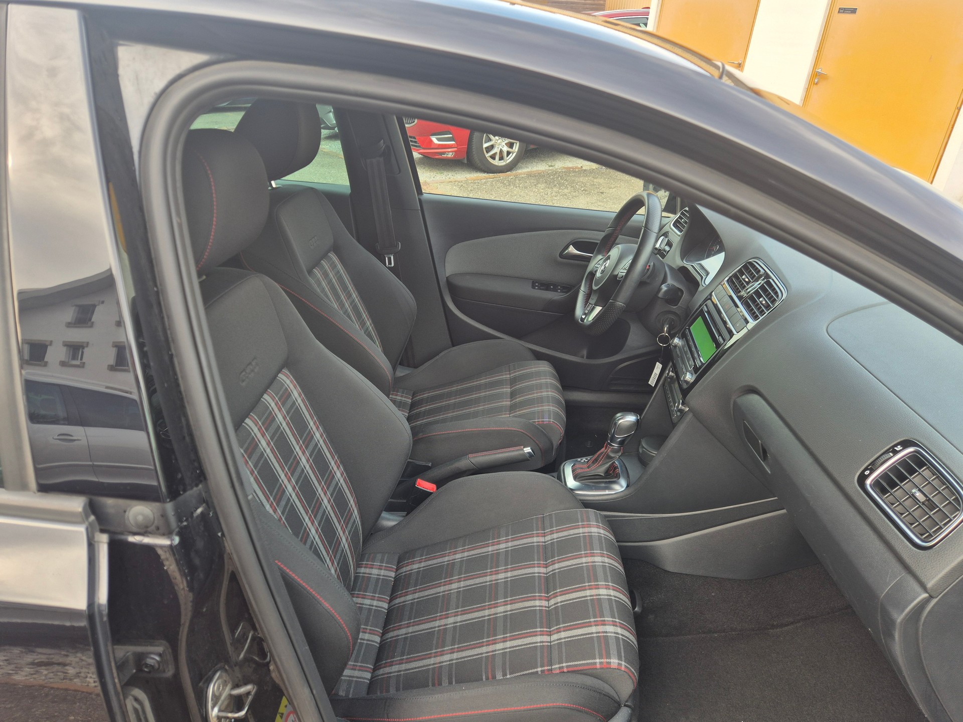 VW Polo 1.4 TSI GTI DSG-image-1