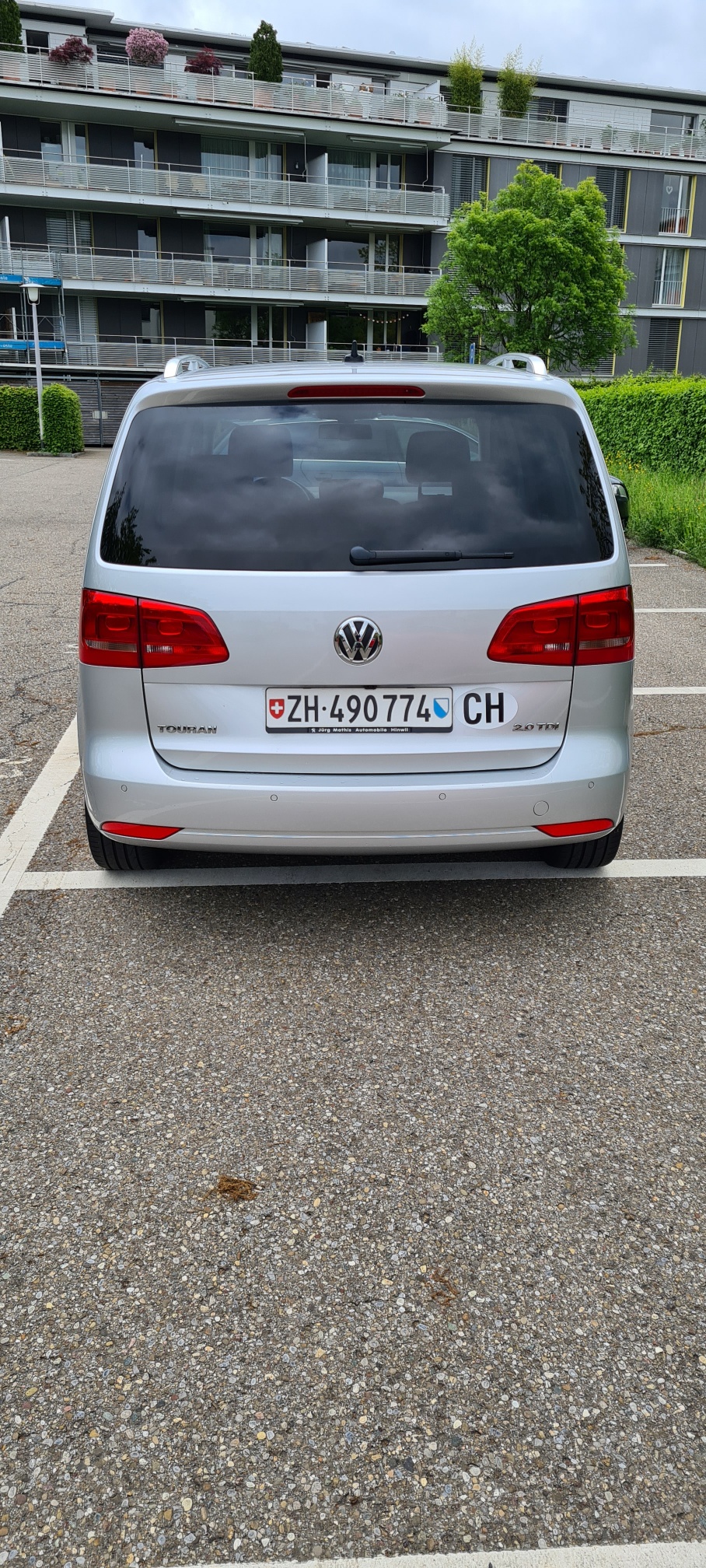 VW 2.0 TDI 140 Design DSG-image-1