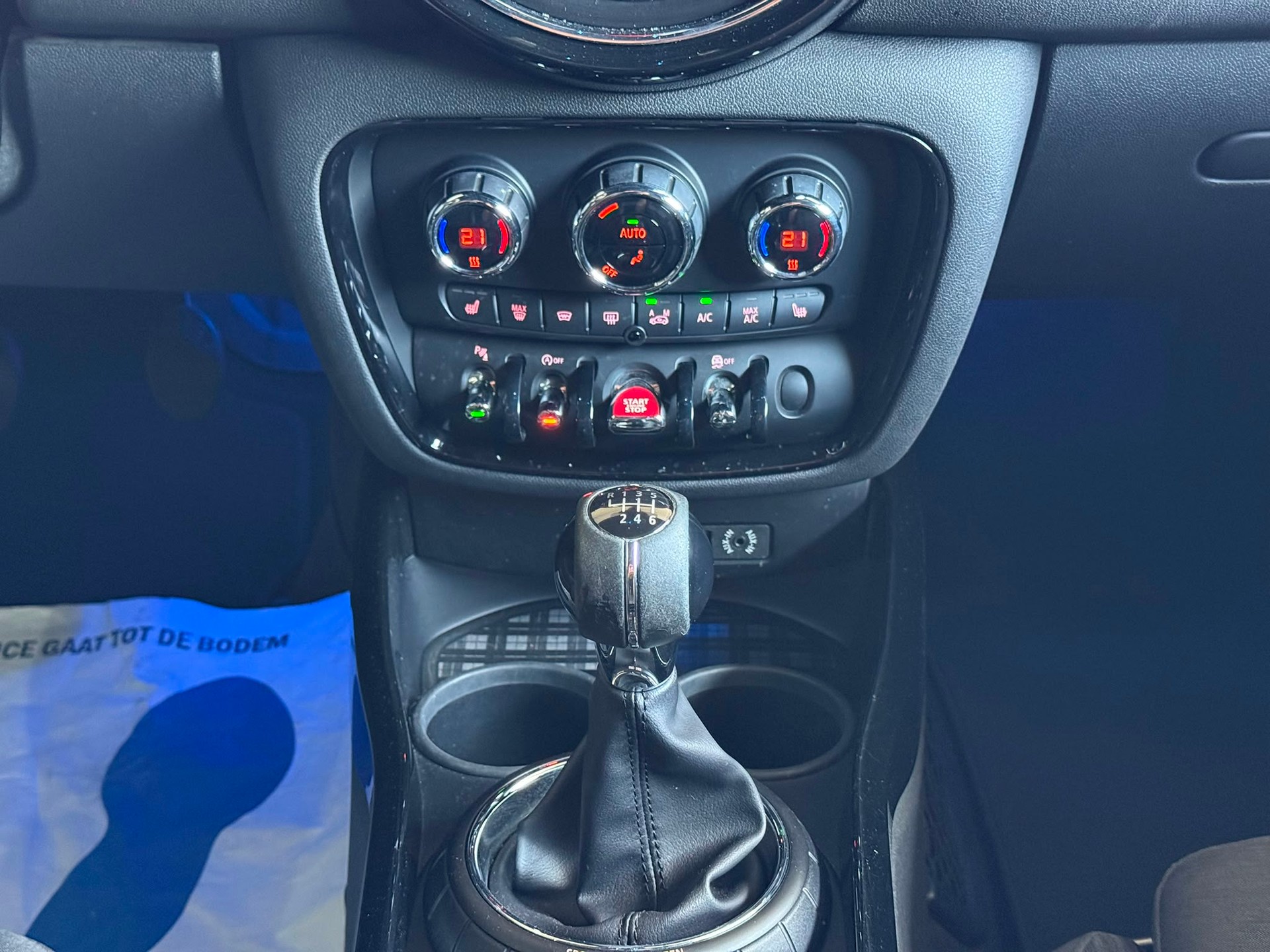 MINI Clubman Cooper S ALL4-image-9
