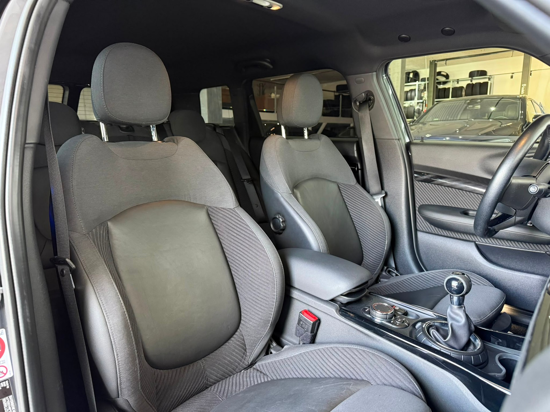 MINI Clubman Cooper S ALL4-image-11