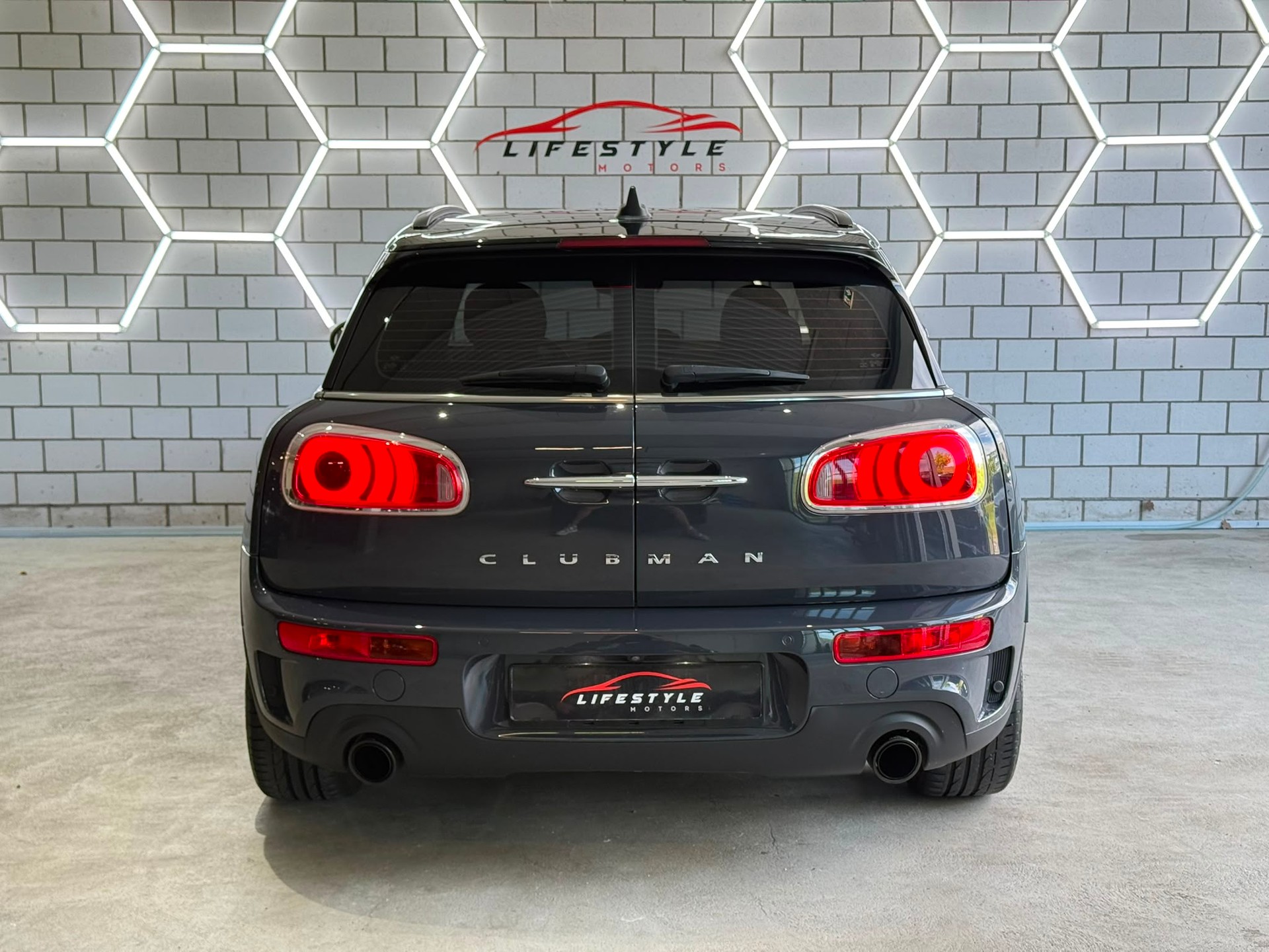 MINI Clubman Cooper S ALL4-image-3