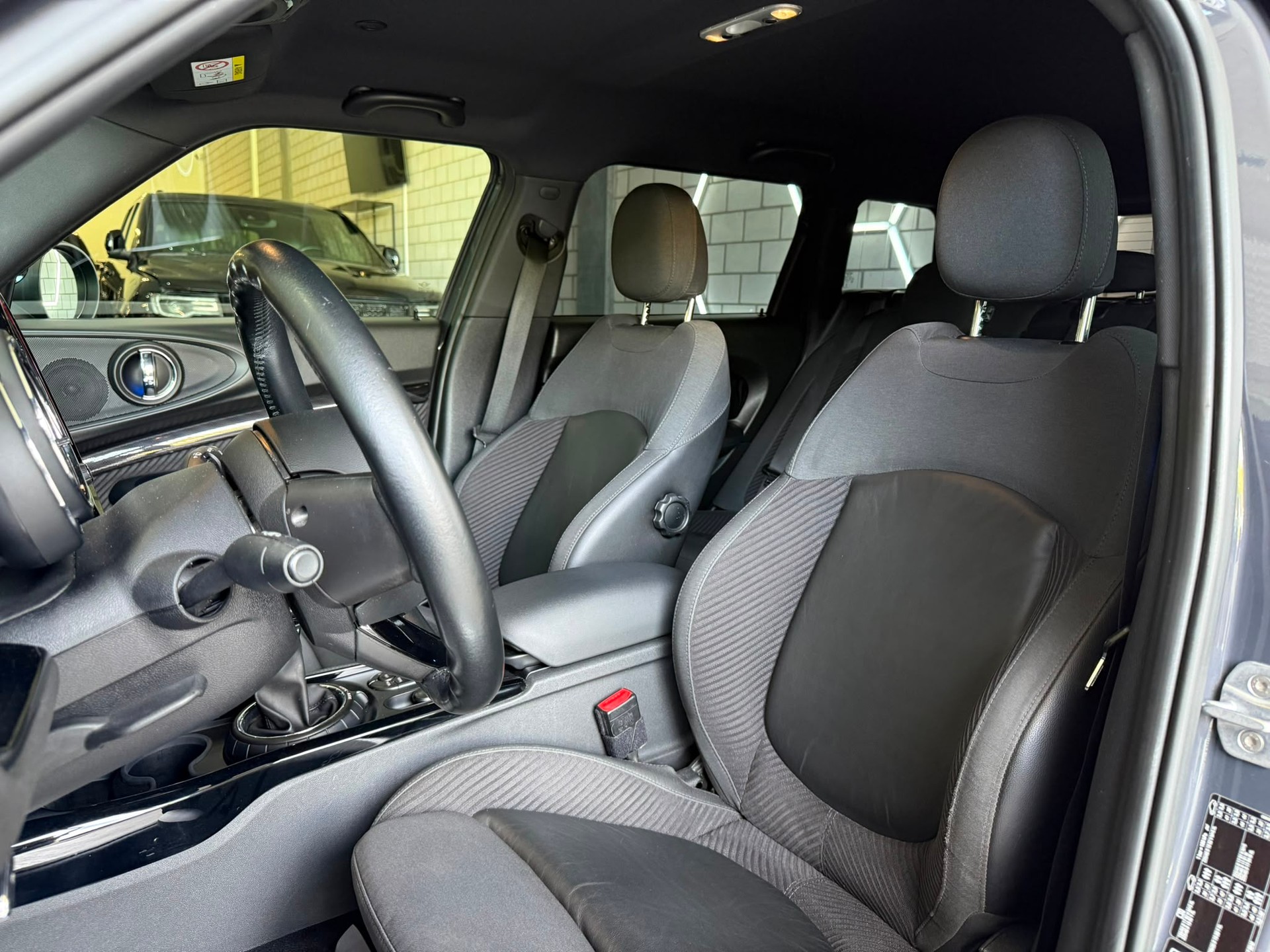 MINI Clubman Cooper S ALL4-image-10