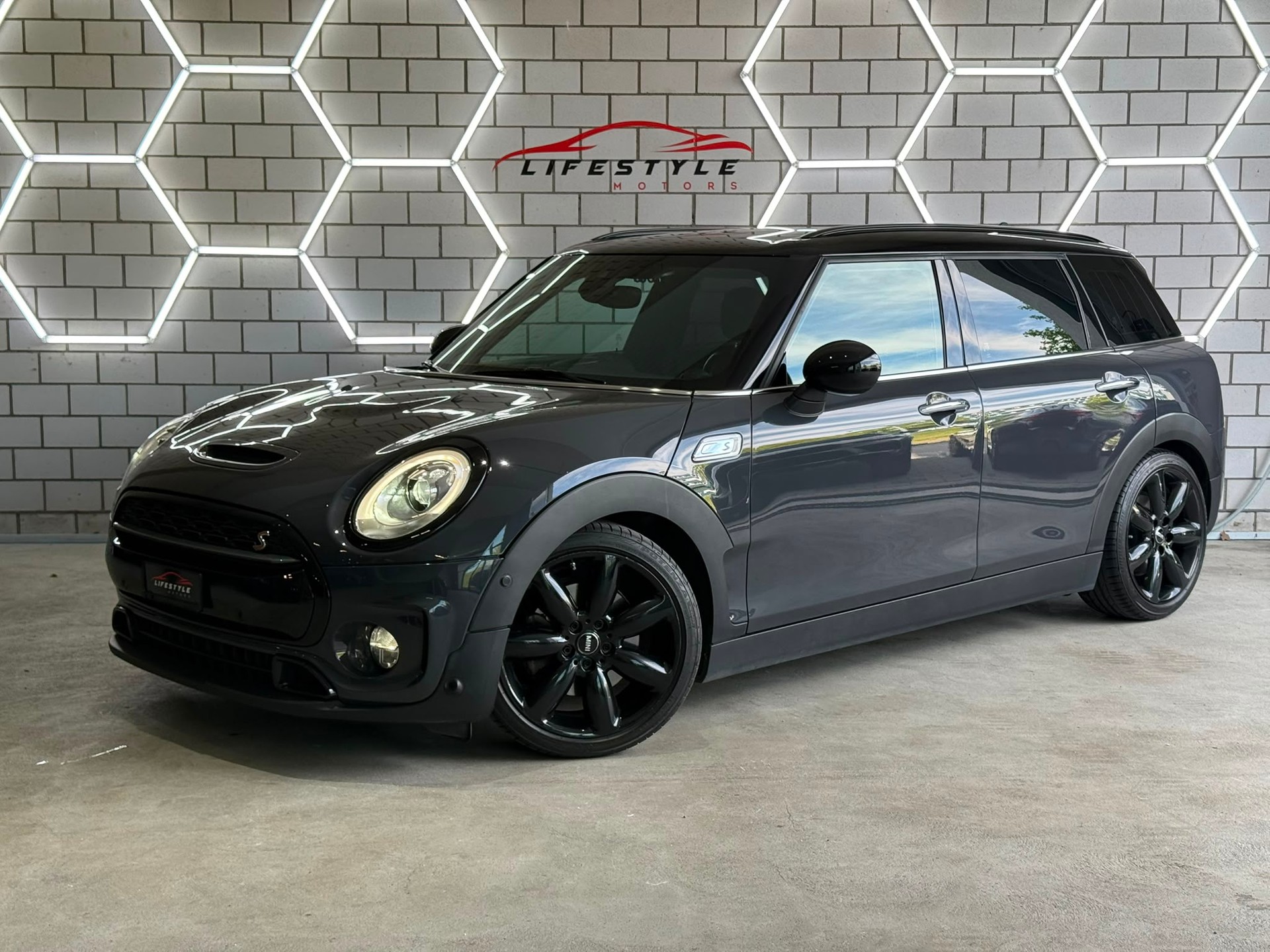 MINI Clubman Cooper S ALL4-image-0