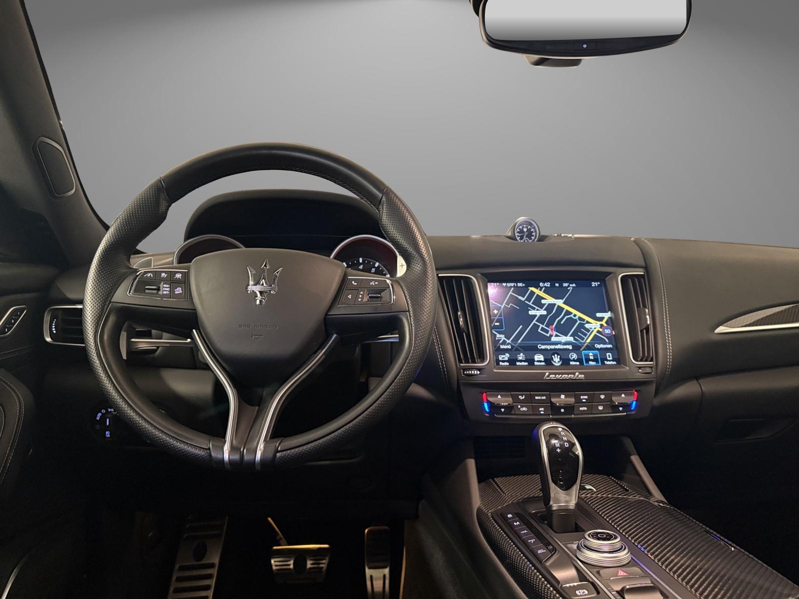 MASERATI Levante 3.0 V6 S GranSport-image-8