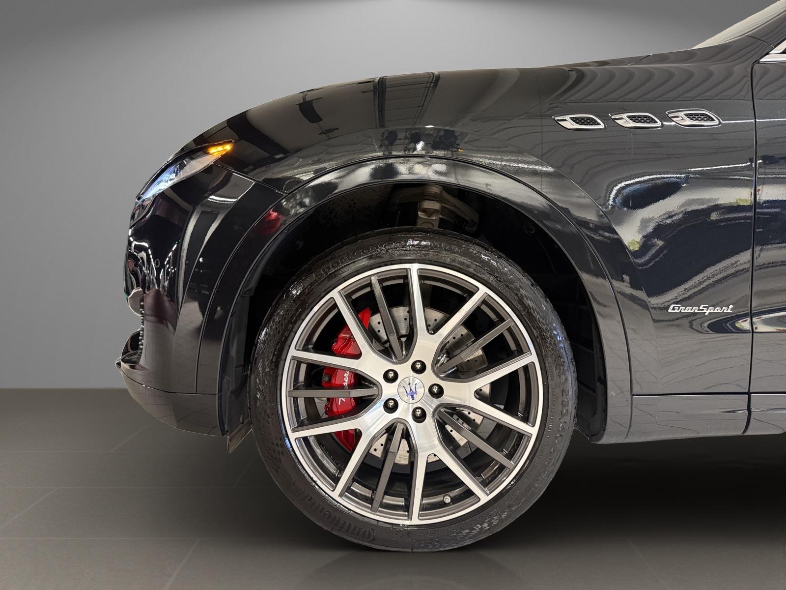 MASERATI Levante 3.0 V6 S GranSport-image-21