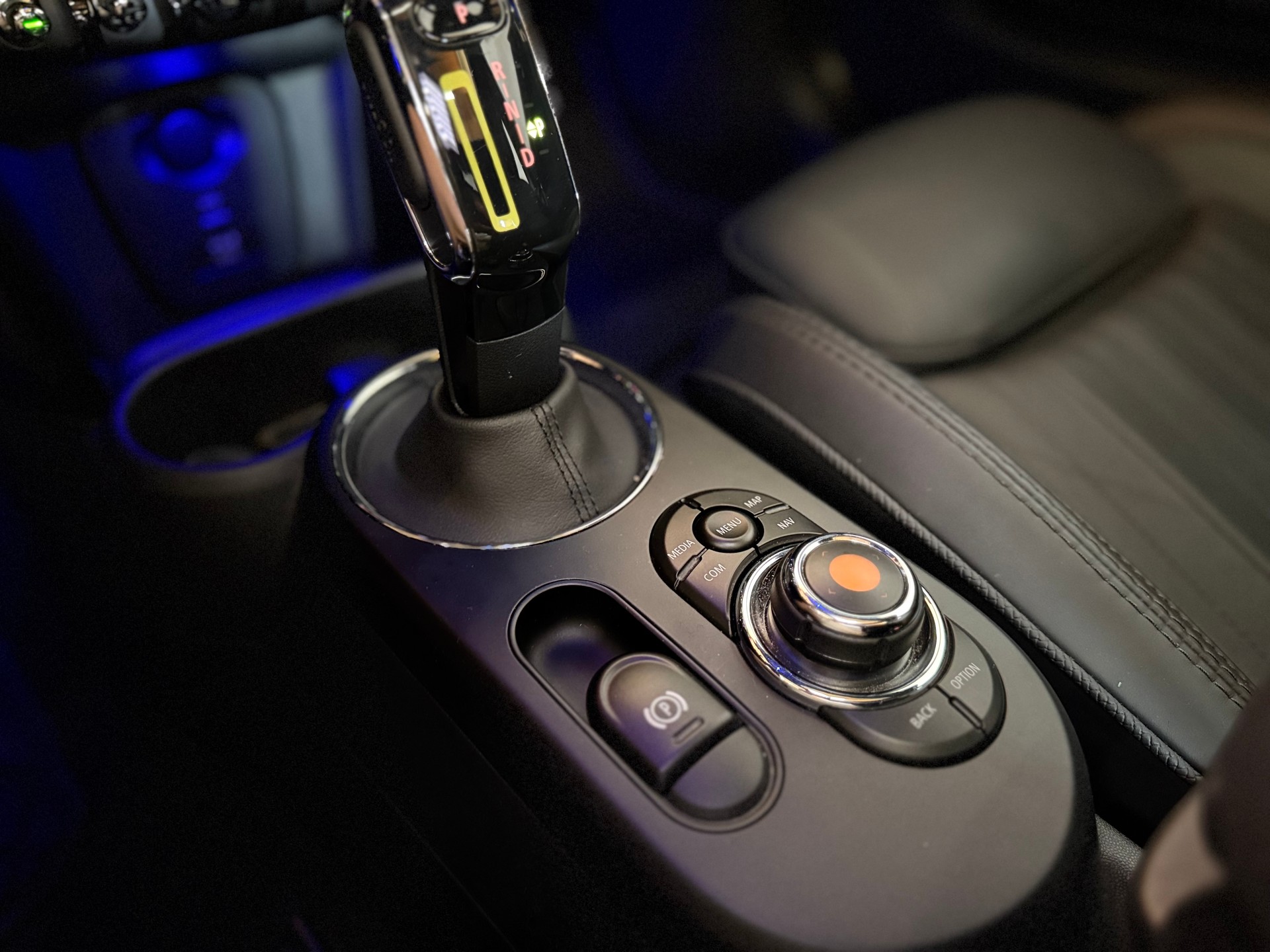 MINI Cooper SE-image-21