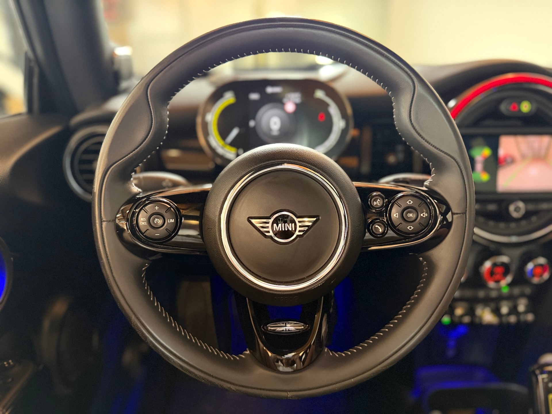 MINI Cooper SE-image-20