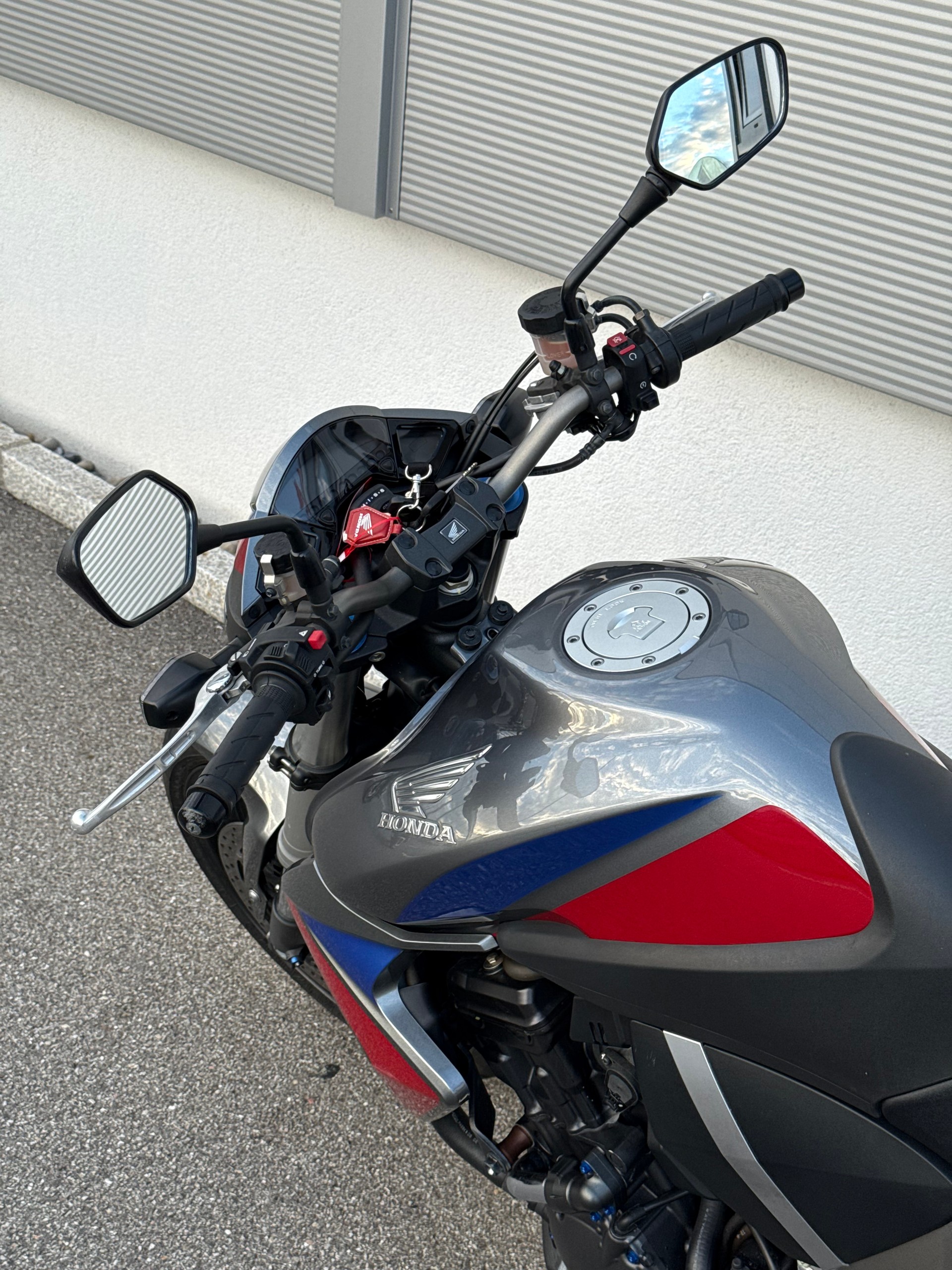 HONDA CB 1000 R ABS-image-8