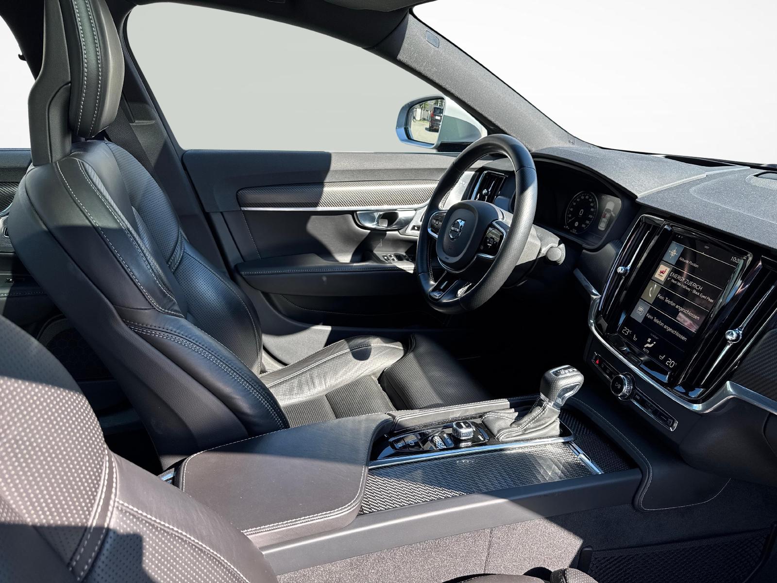 VOLVO S90 2.0 T6 R-Design AWD-image-9