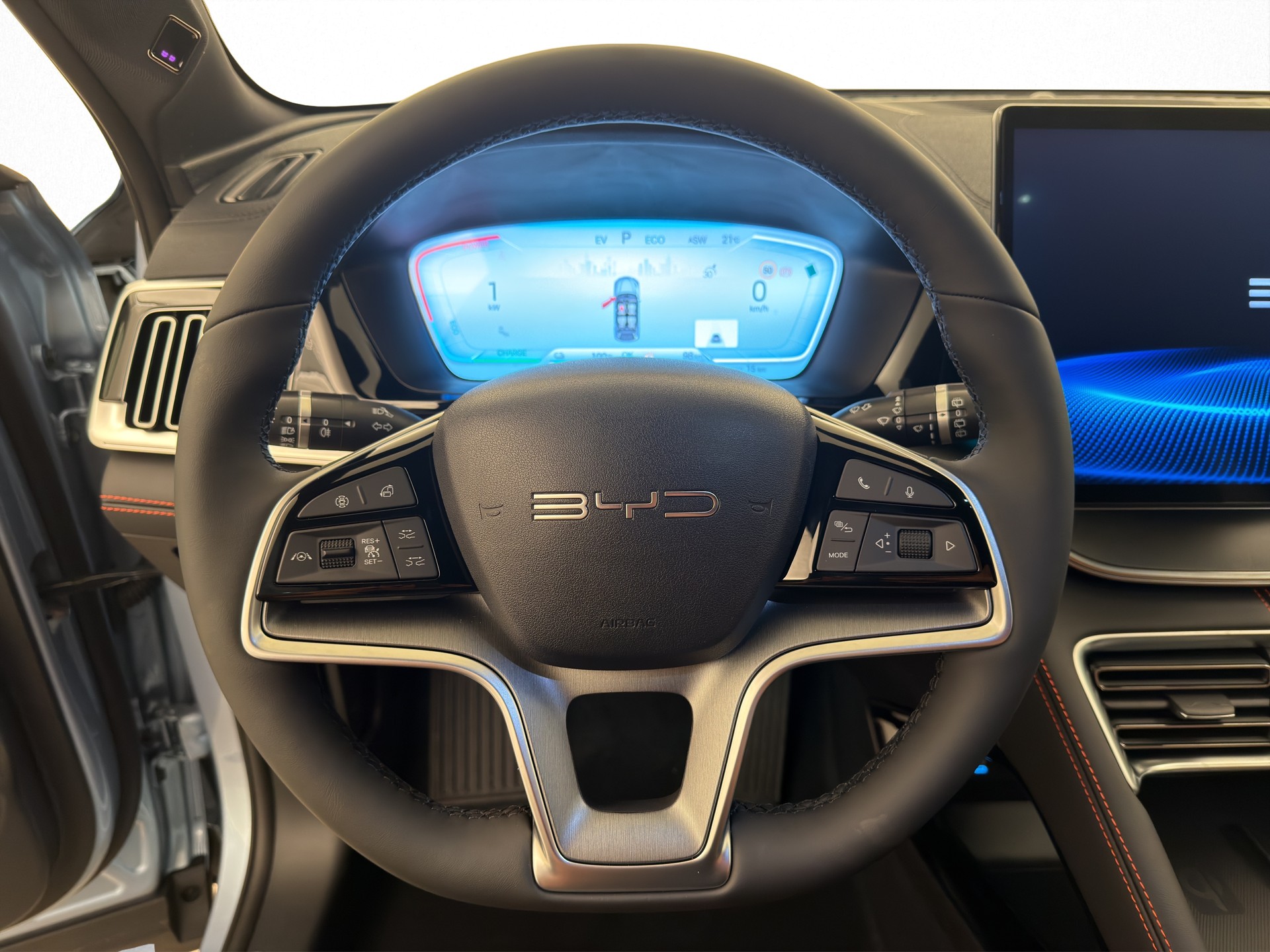 BYD Seal U DM-i Design AWD-image-7