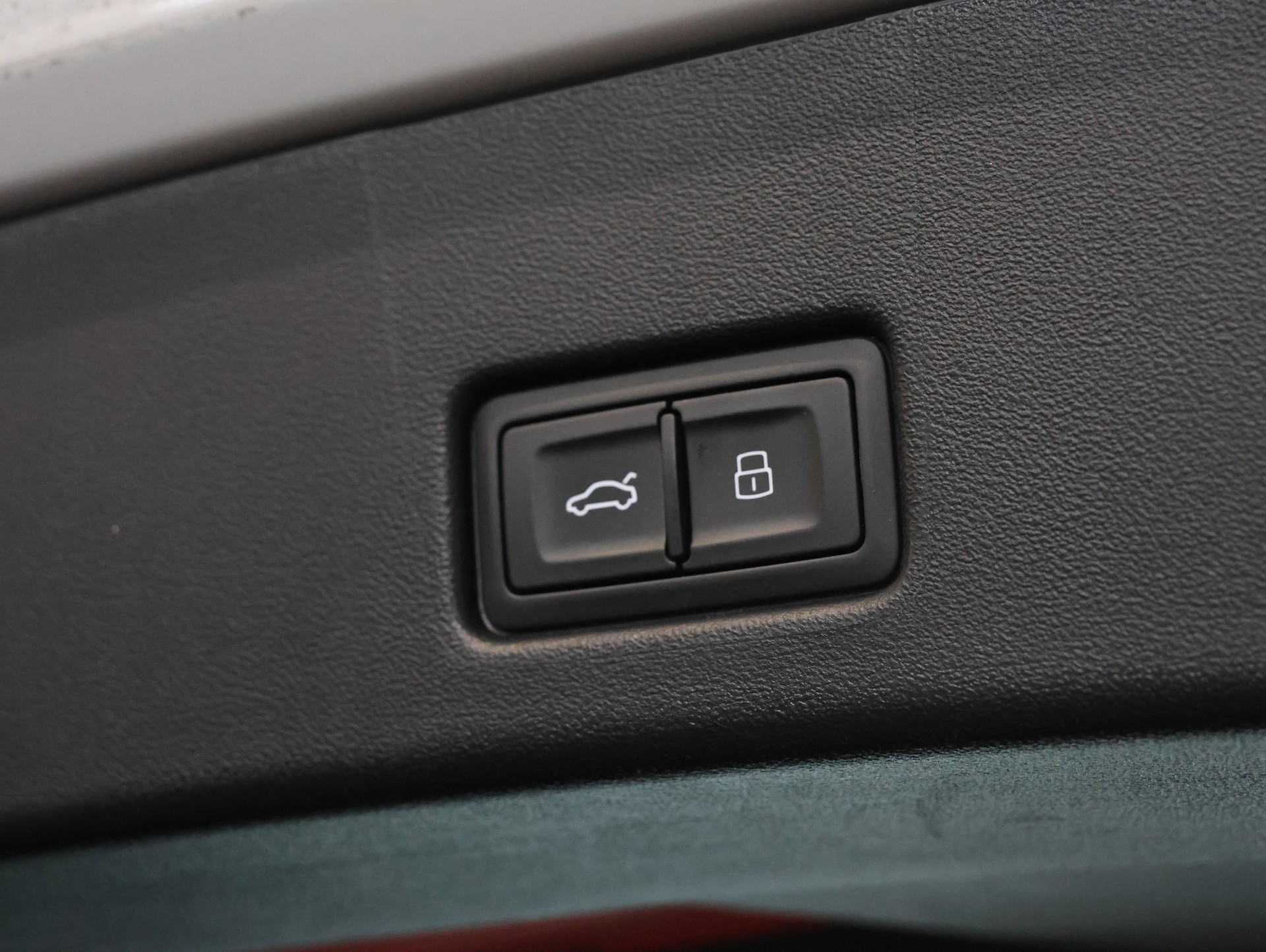 AUDI Q4 Sportback e-tron 45 quattro-image-33