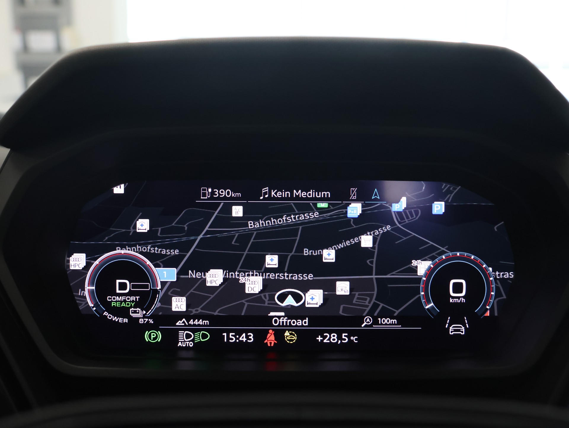 AUDI Q4 Sportback e-tron 45 quattro-image-17
