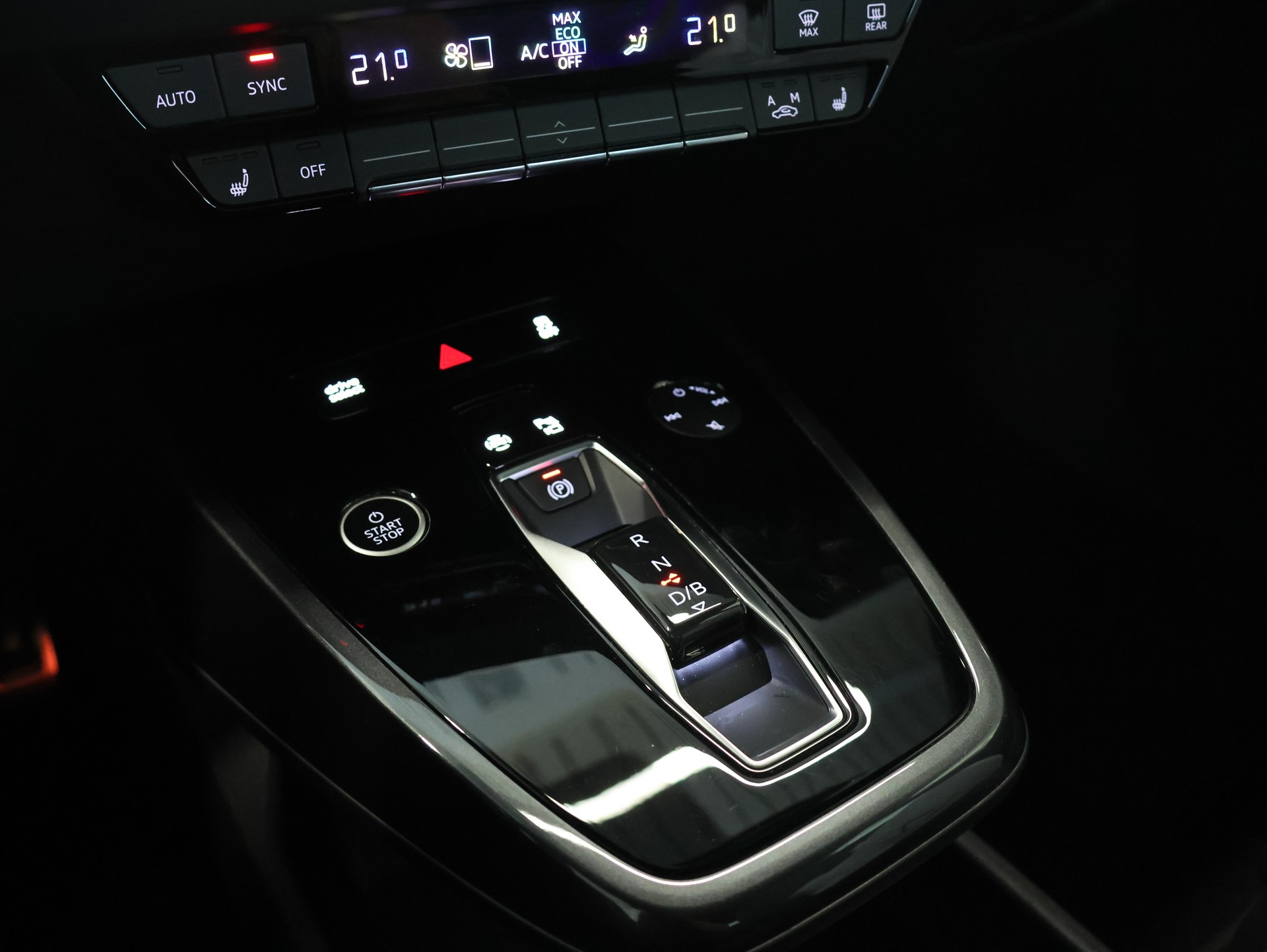 AUDI Q4 Sportback e-tron 45 quattro-image-24