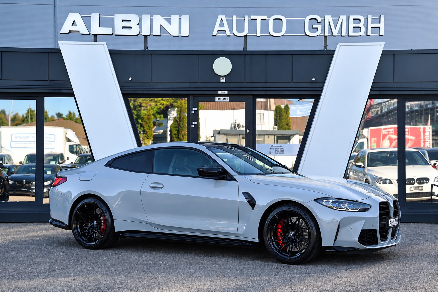 BMW M4 Competition Coupé *CH-Fahrzeug* *Voll-Carbon* *Schalensitze*-image-1