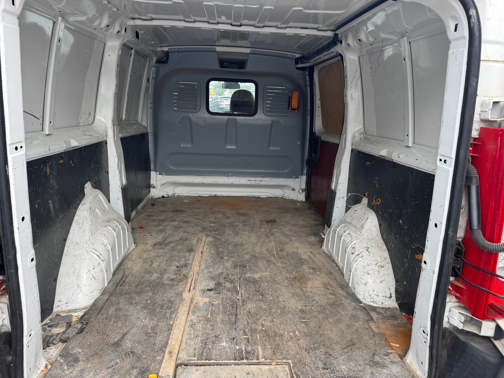 PEUGEOT Expert 2.0 HDi 229 L1H1-image-5