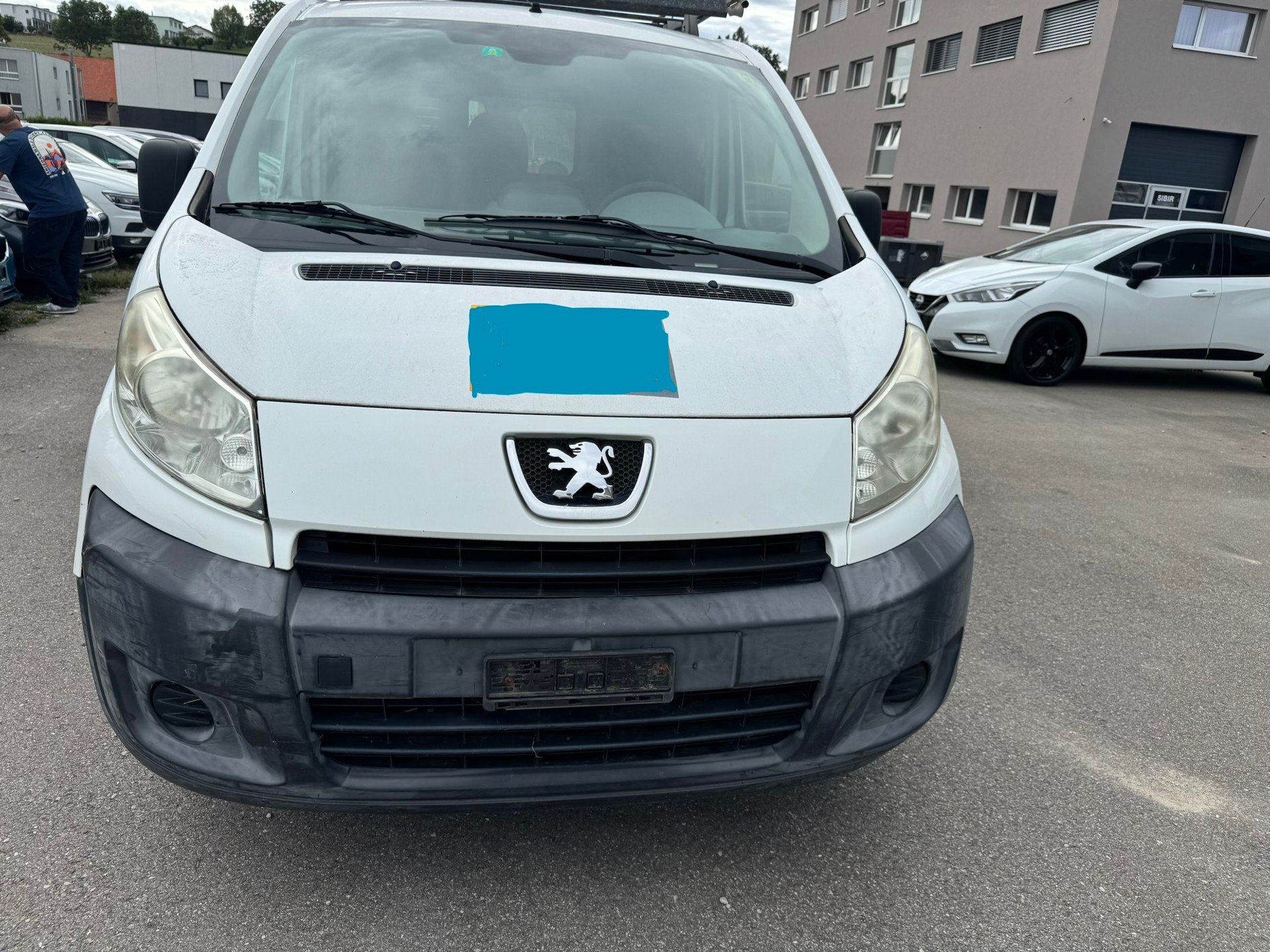 PEUGEOT Expert 2.0 HDi 229 L1H1-image-1