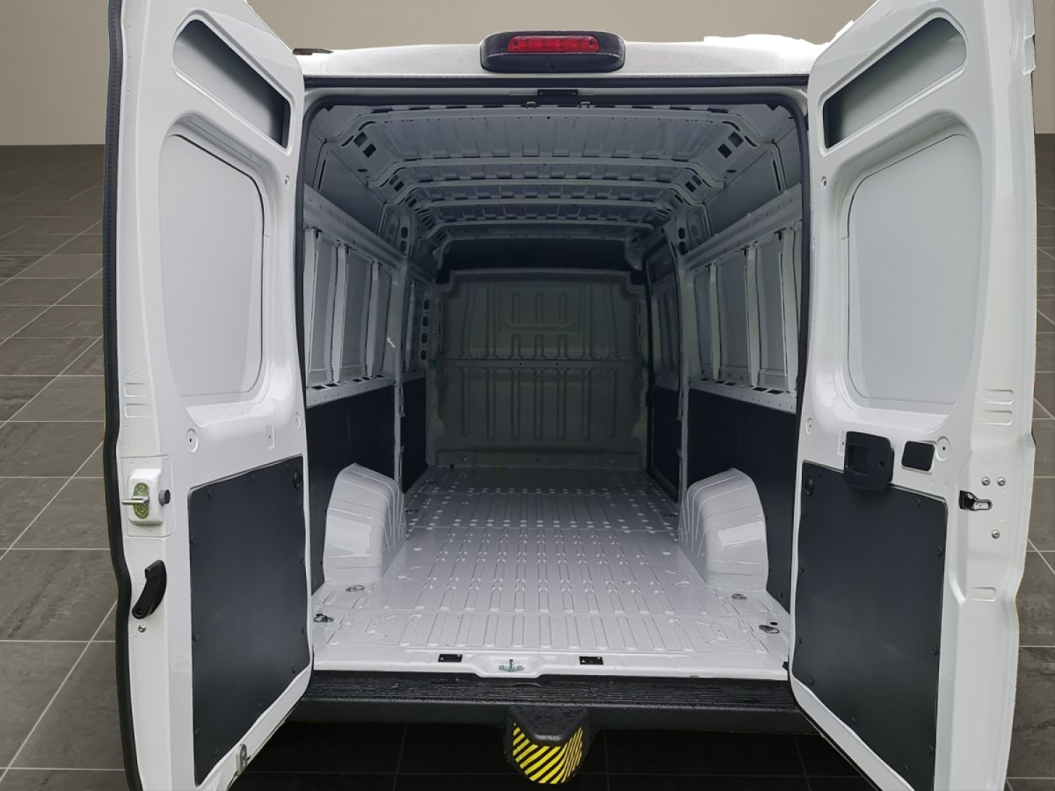 OPEL Movano Kaw. 3.5 t L4 H2 2.2 TD 165 Enjoy Heavy-image-9