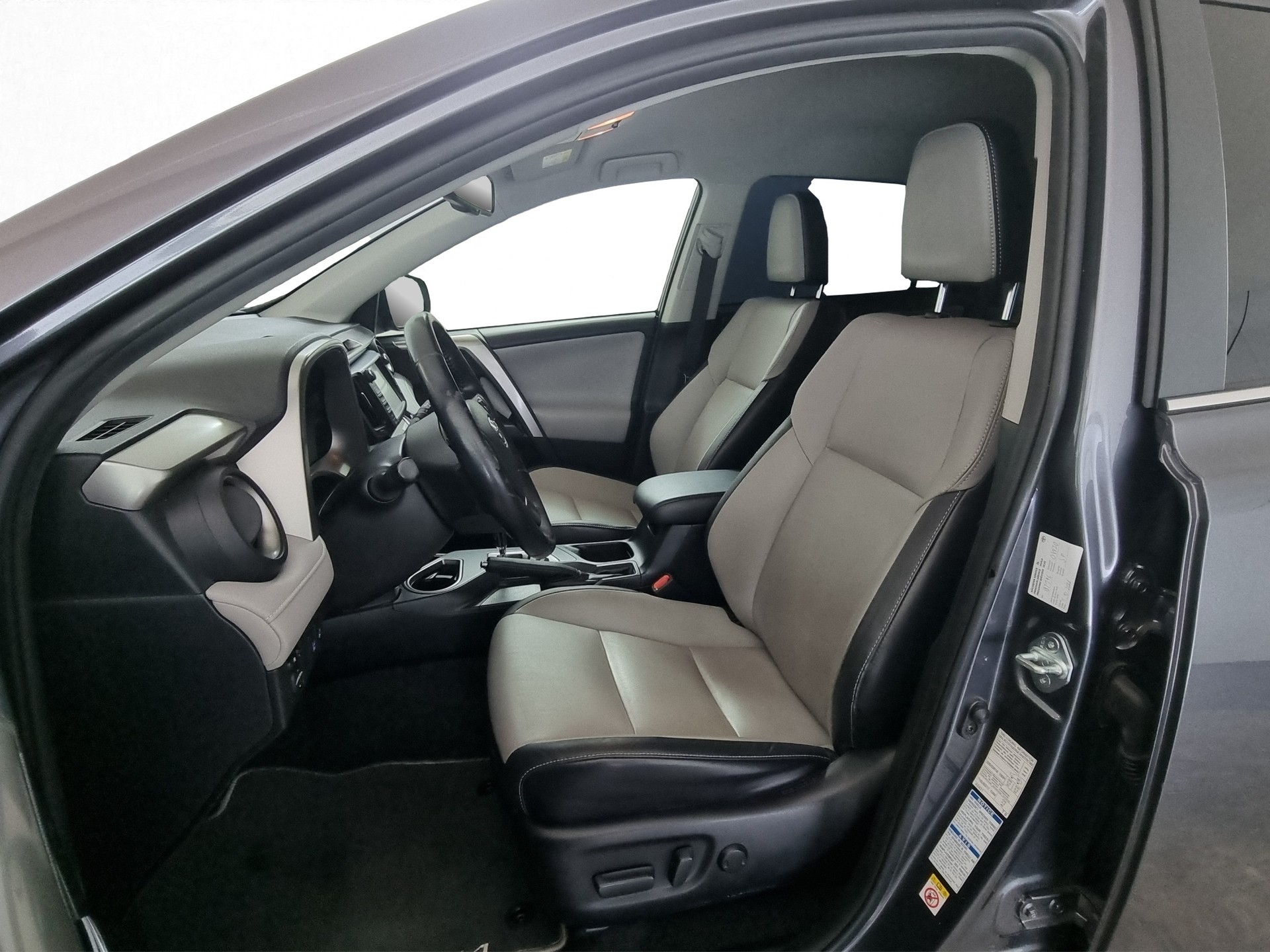 TOYOTA RAV-4 2.5 HSD Comfort-image-5