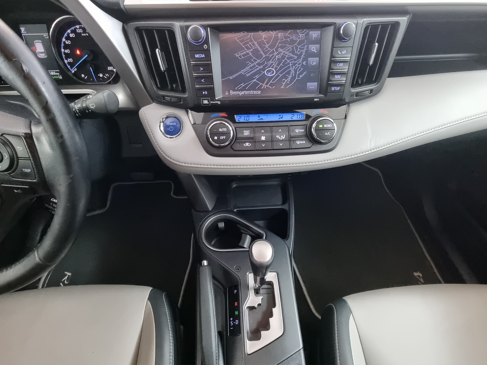 TOYOTA RAV-4 2.5 HSD Comfort-image-9