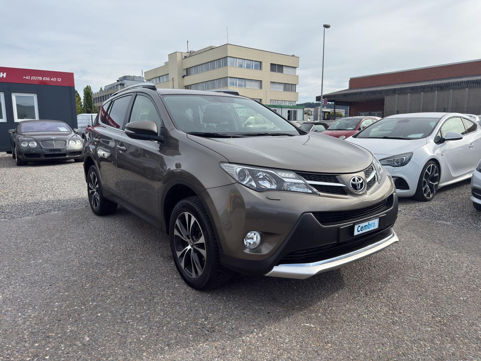 TOYOTA RAV4 2.2 D-4D 150 Style-image-0