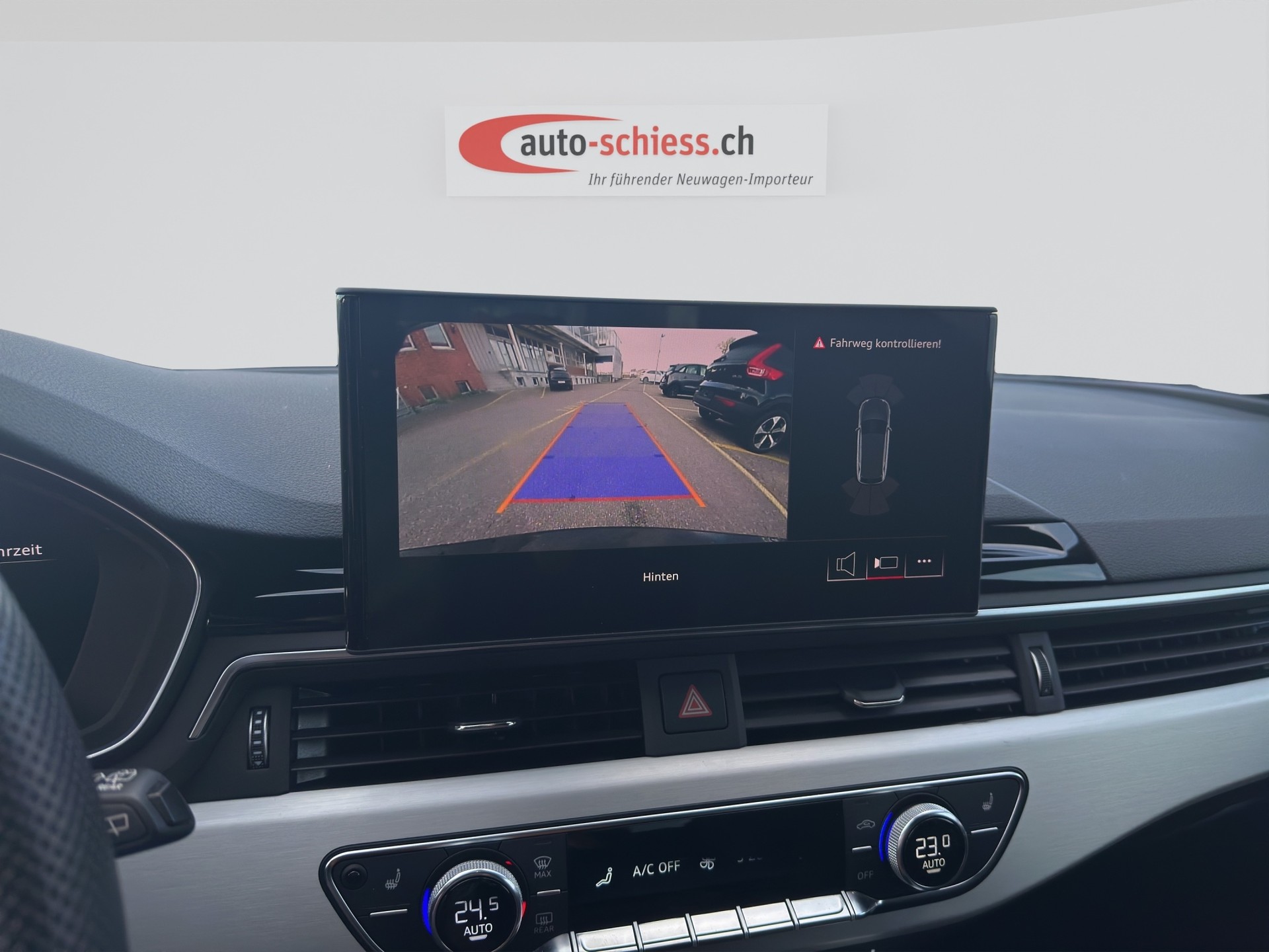 AUDI A4 Avant 40 TDI S-Line S-tronic-image-12