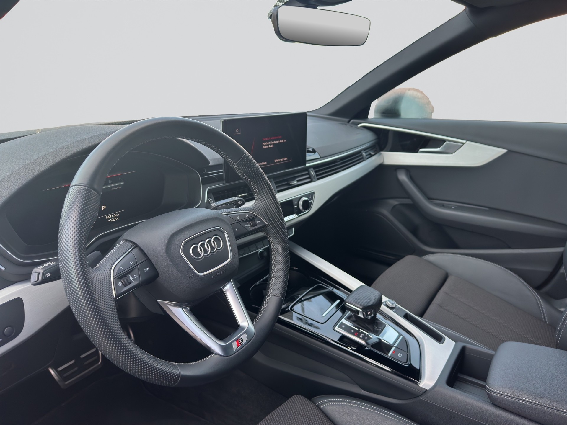 AUDI A4 Avant 40 TDI S-Line S-tronic-image-6