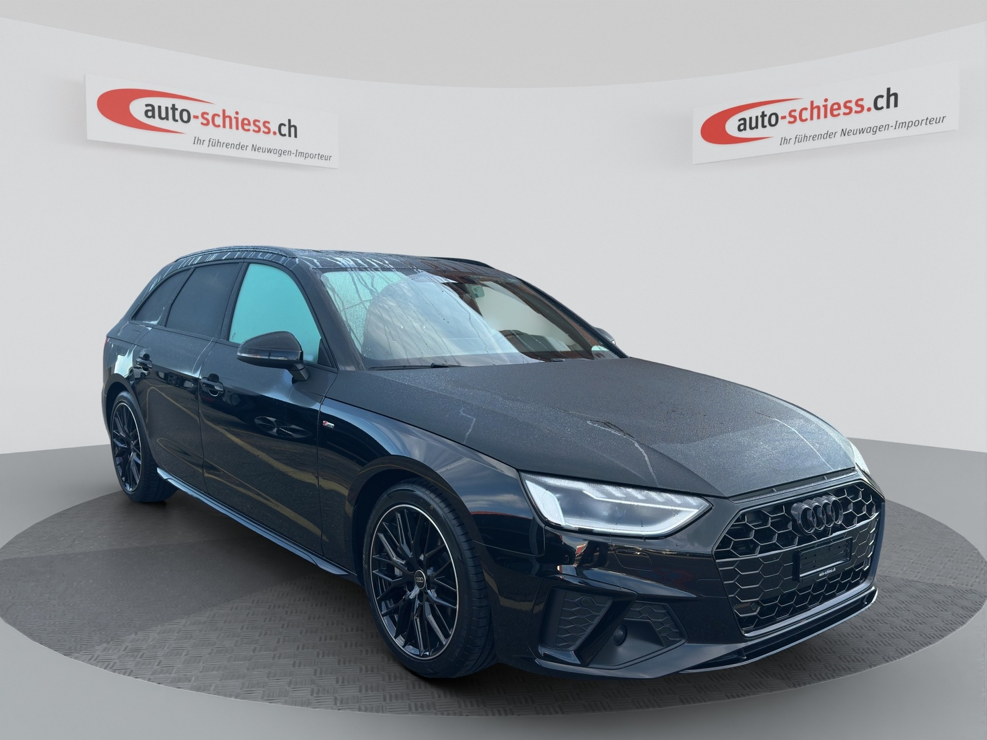 AUDI A4 Avant 40 TDI S-Line S-tronic-image-0
