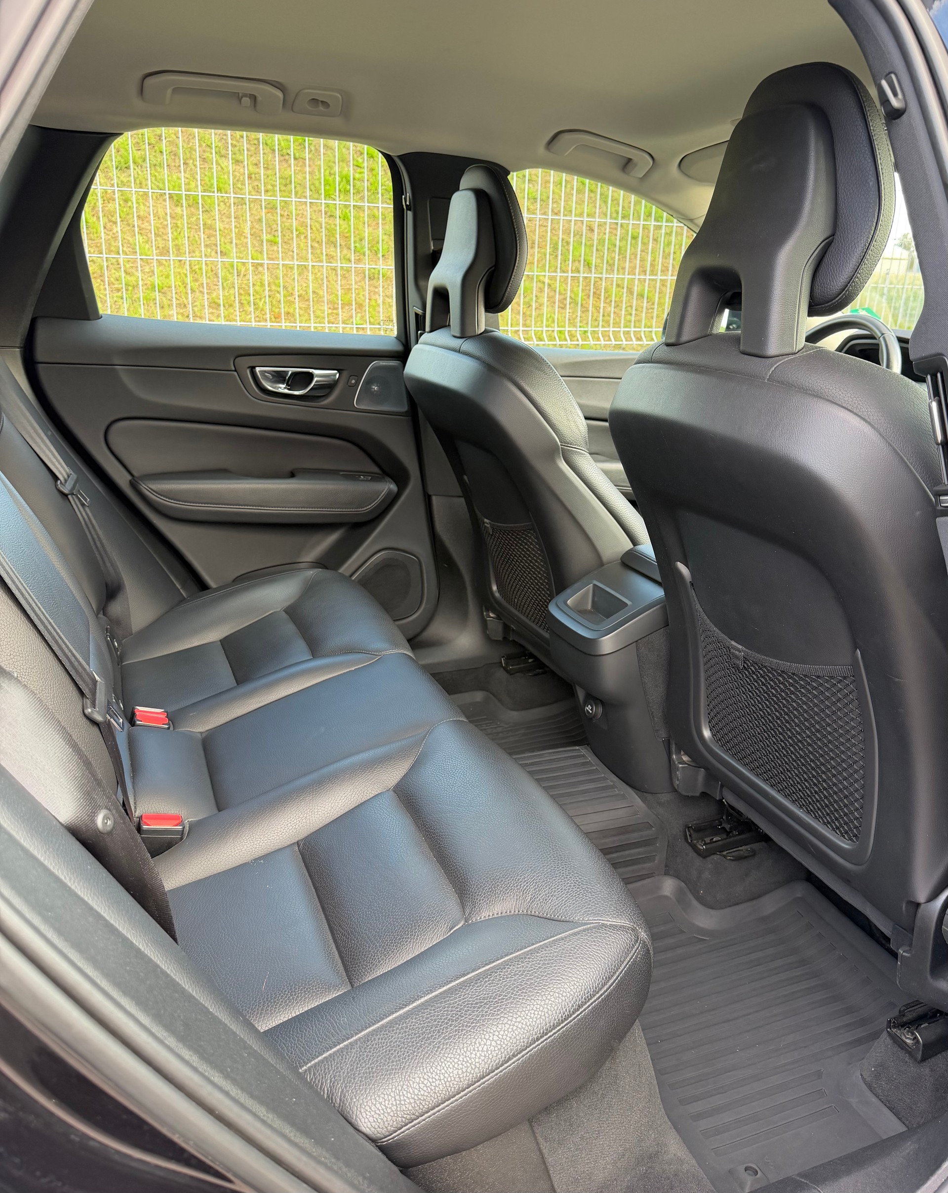 VOLVO 2.0 D4 Inscription AWD-image-5