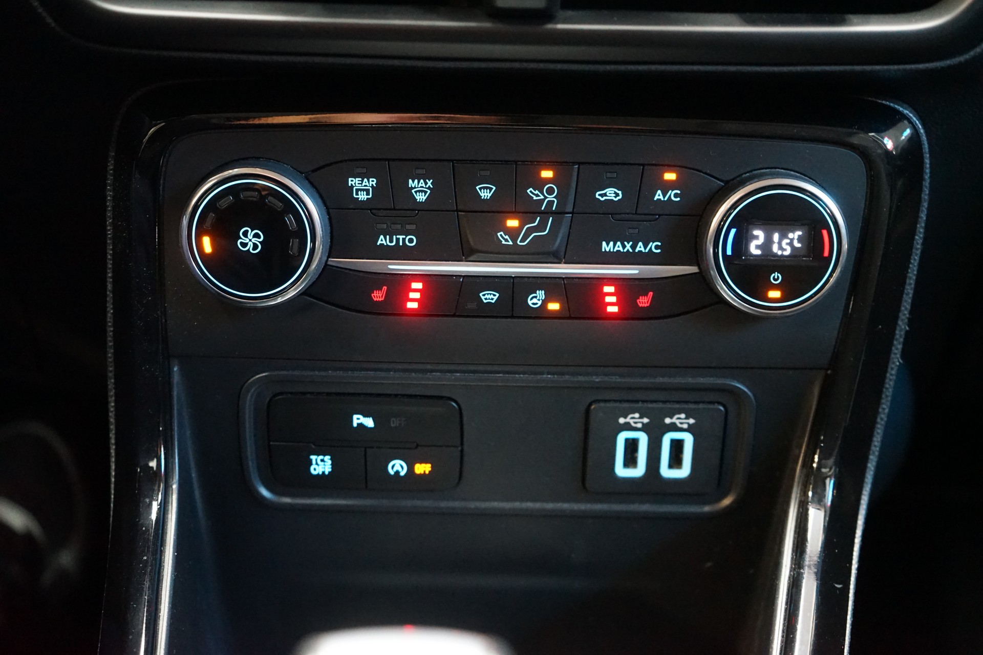 FORD EcoSport 1.0 SCTi Trend Automat-image-11