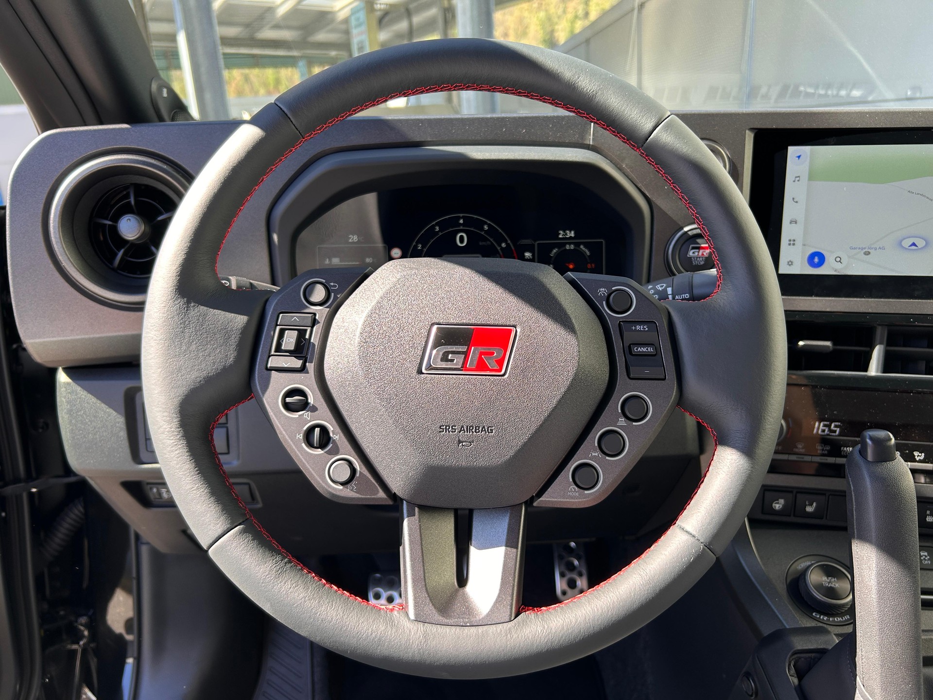 TOYOTA GR Yaris 1.6 Turbo Sport 4x4-image-8