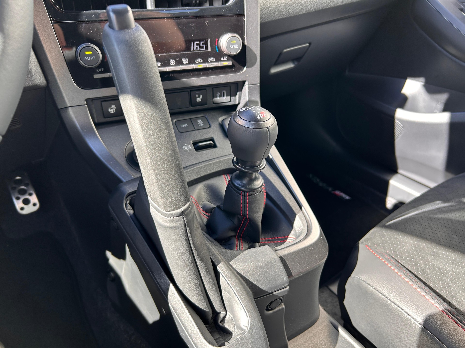 TOYOTA GR Yaris 1.6 Turbo Sport 4x4-image-12