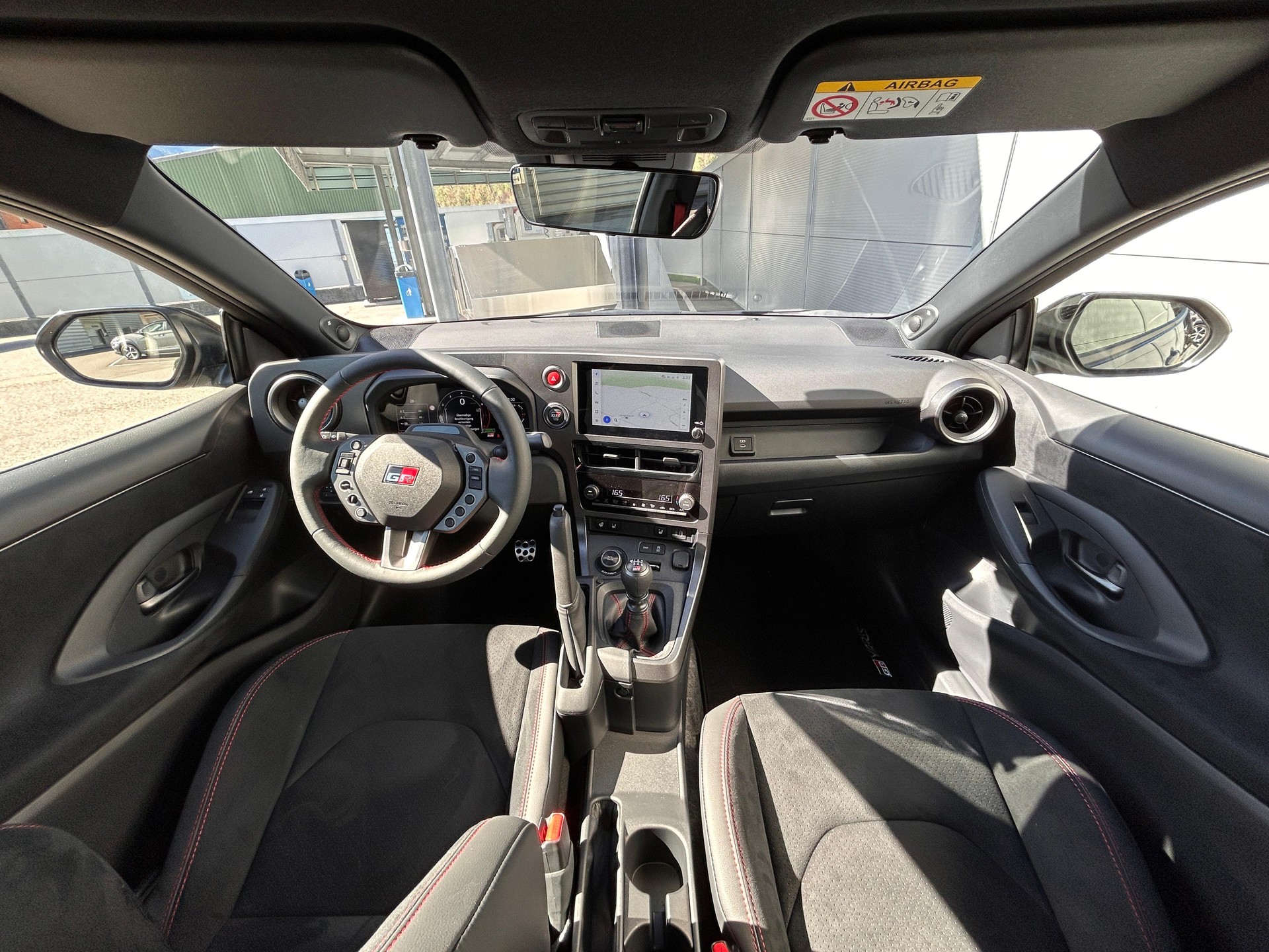 TOYOTA GR Yaris 1.6 Turbo Sport 4x4-image-5