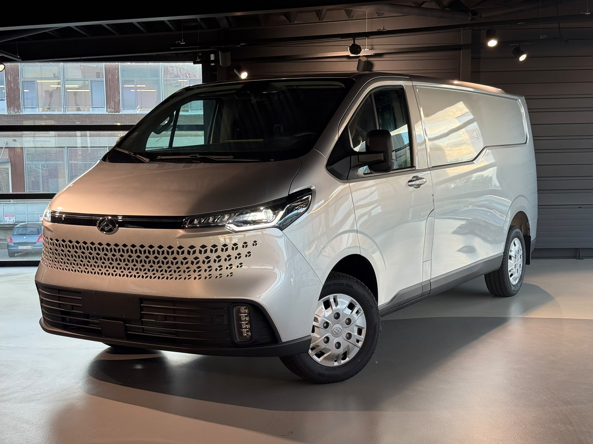 MAXUS Deliver 7 2.0D L2-image-0
