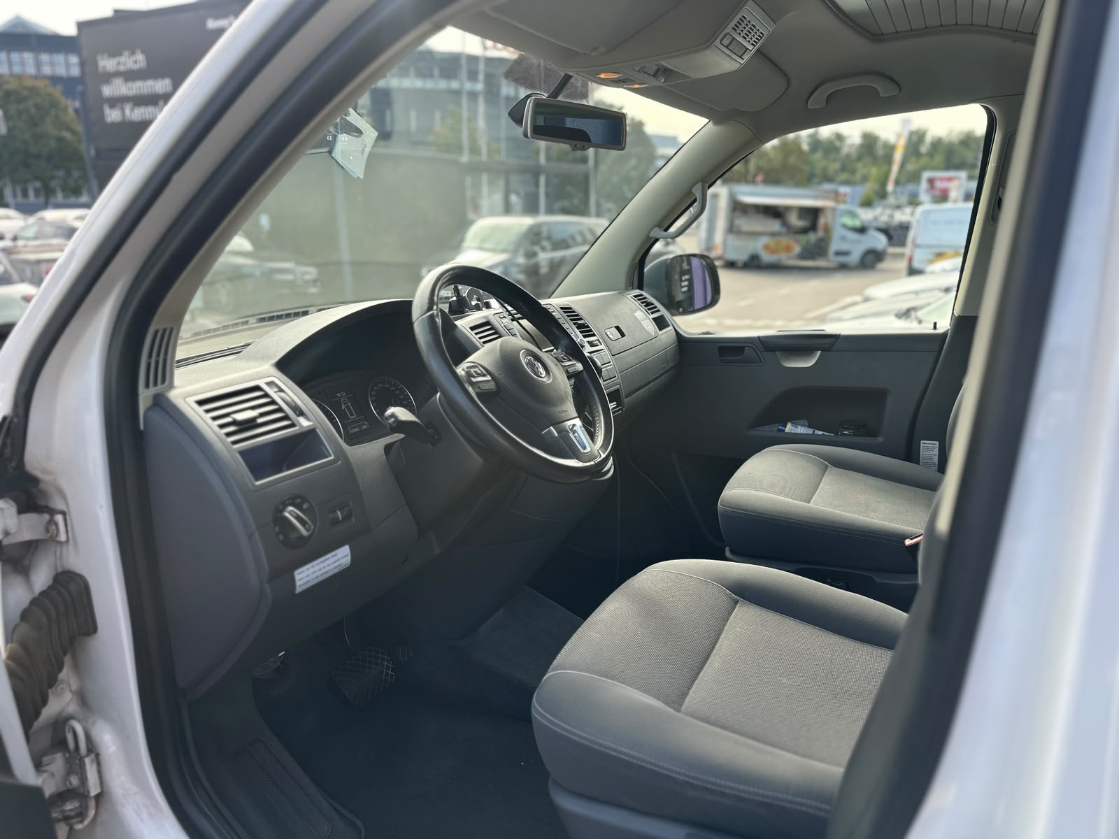 VW T5 California 2.0 Bi-TDI Beach Edition 4Motion DSG-image-10
