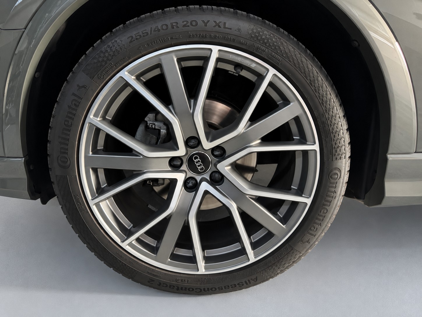 AUDI Q3 35 TFSI S line S-tronic-image-15