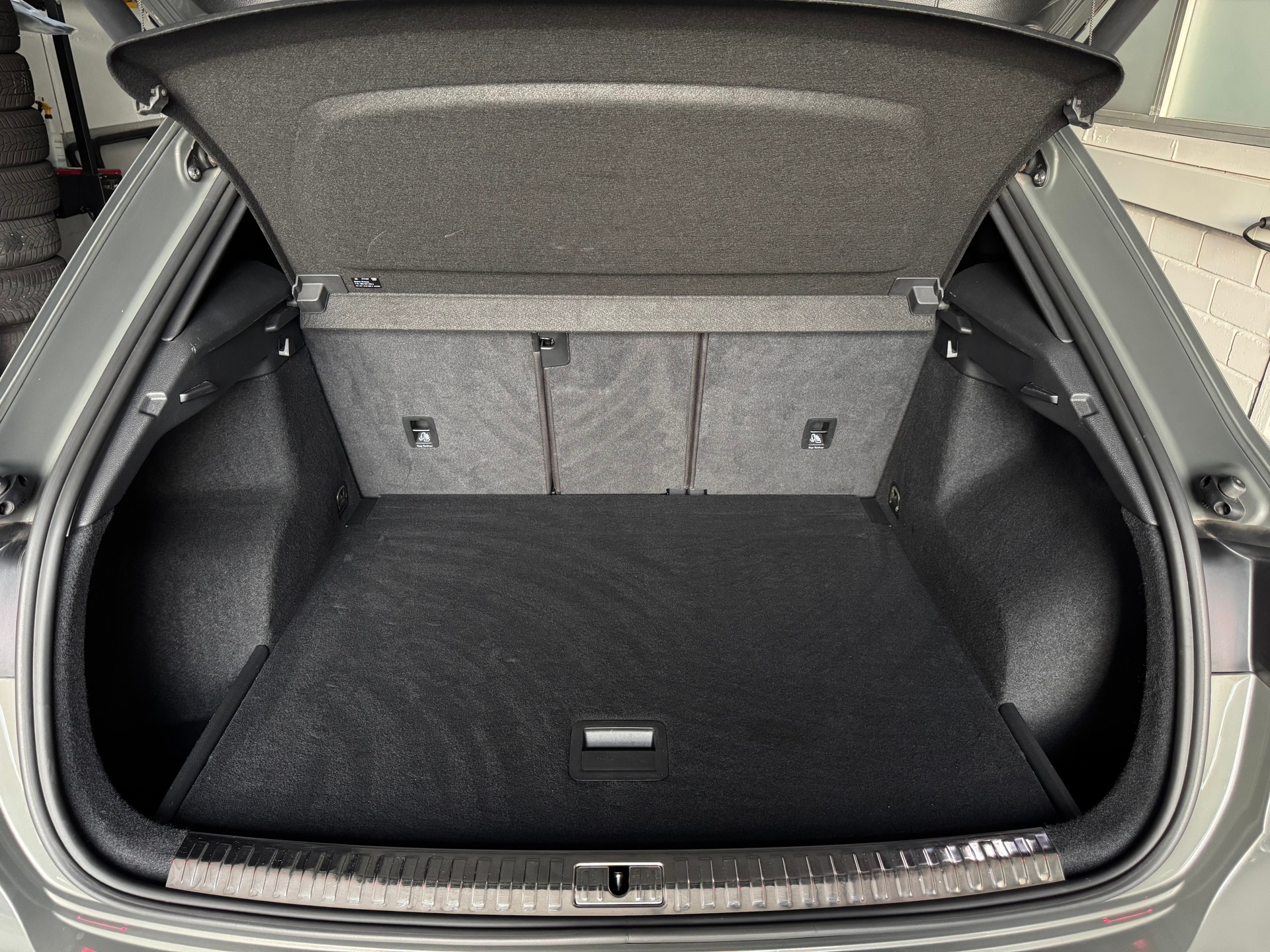 AUDI Q3 35 TFSI S line S-tronic-image-11