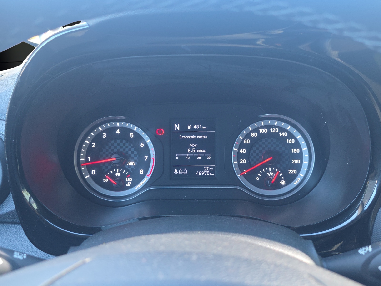 HYUNDAI i10 1.2 Amplia Automat-image-7