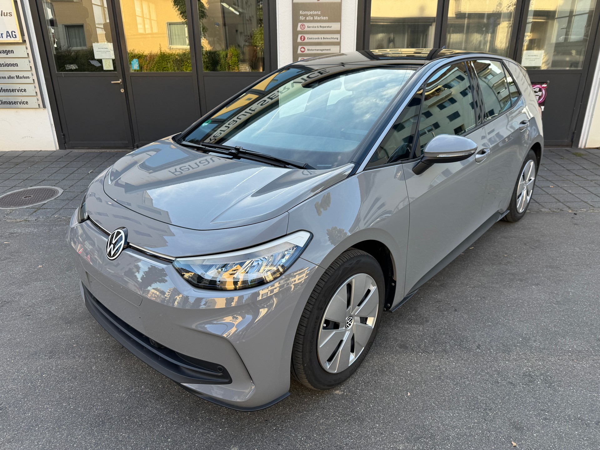 VW ID.3 Pro 58 kWh Pro-image-1