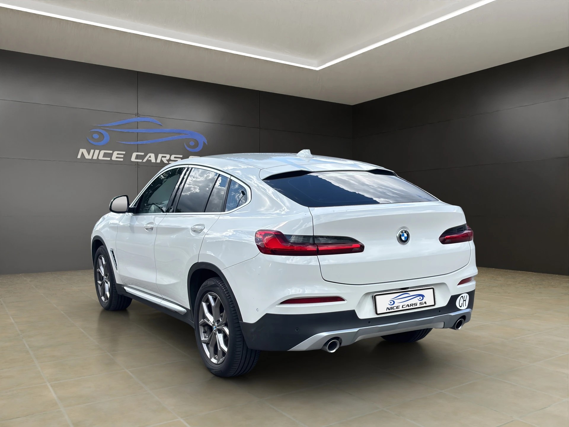 BMW X4 xDrive 30i xLine Steptronic-image-3