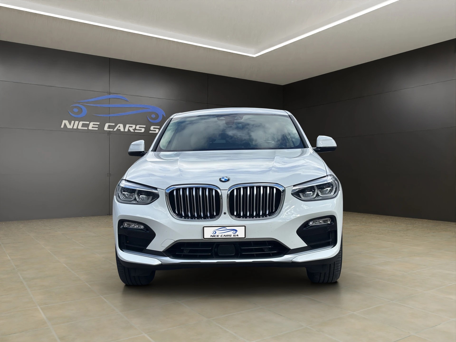 BMW X4 xDrive 30i xLine Steptronic-image-1