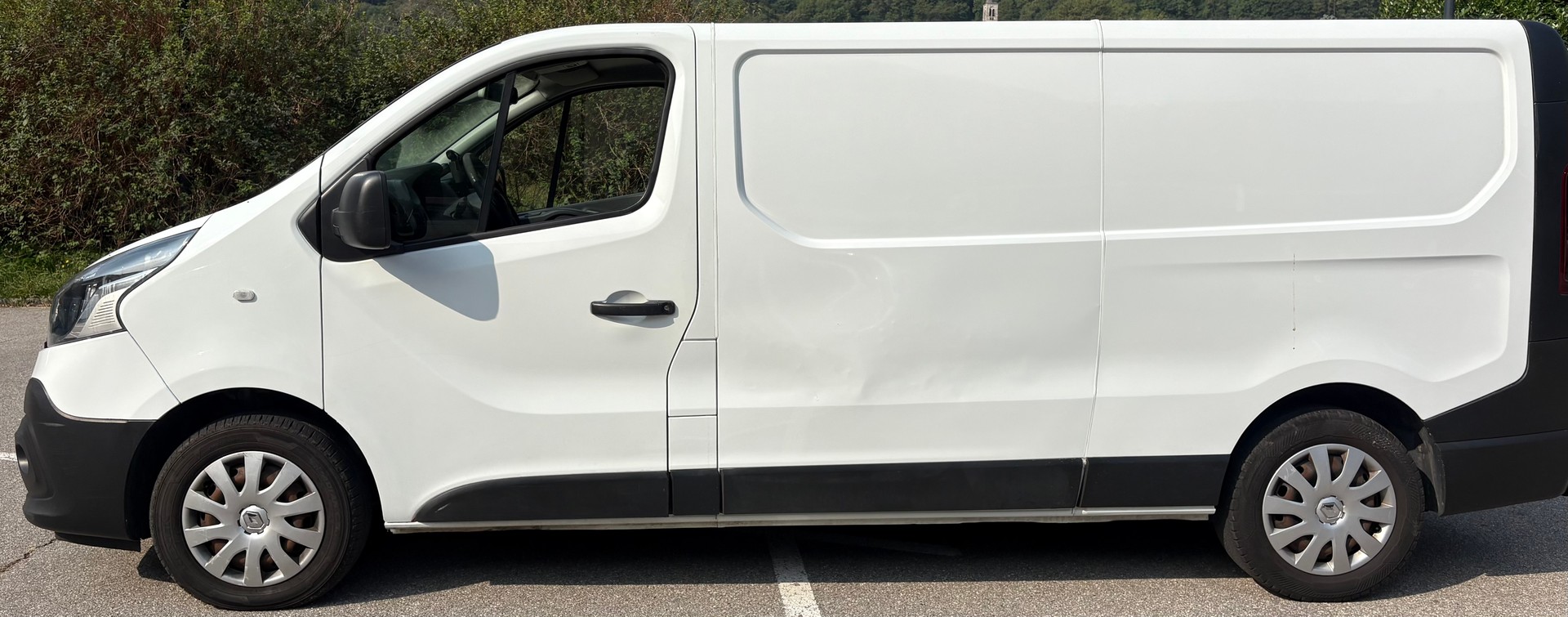 RENAULT Trafic 1.6 ENERGY TwinT. dCi120 2.9t Business L2H1-image-2