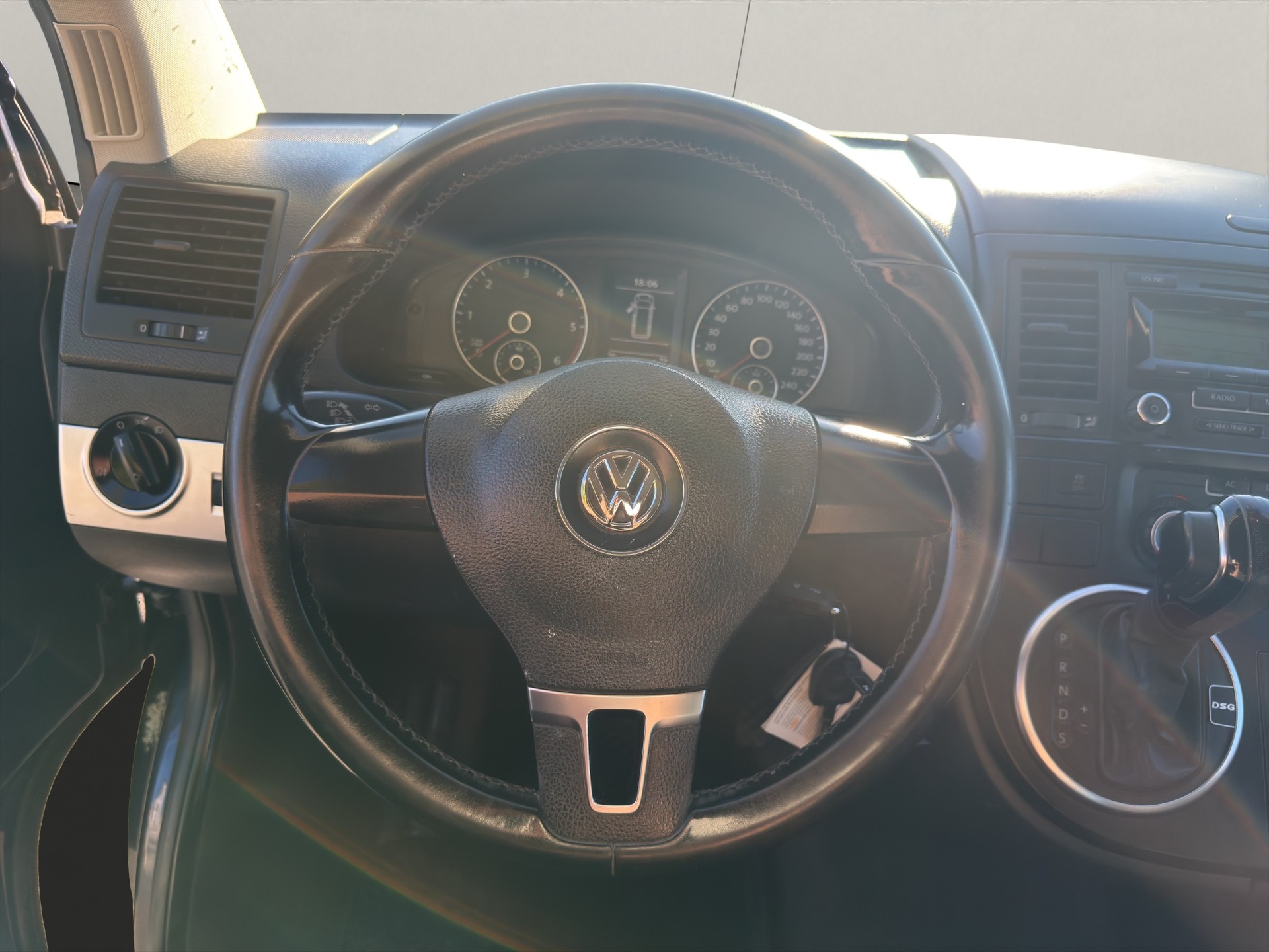 VW T5 Multivan 2.0 TDI CR Highline DSG-image-11