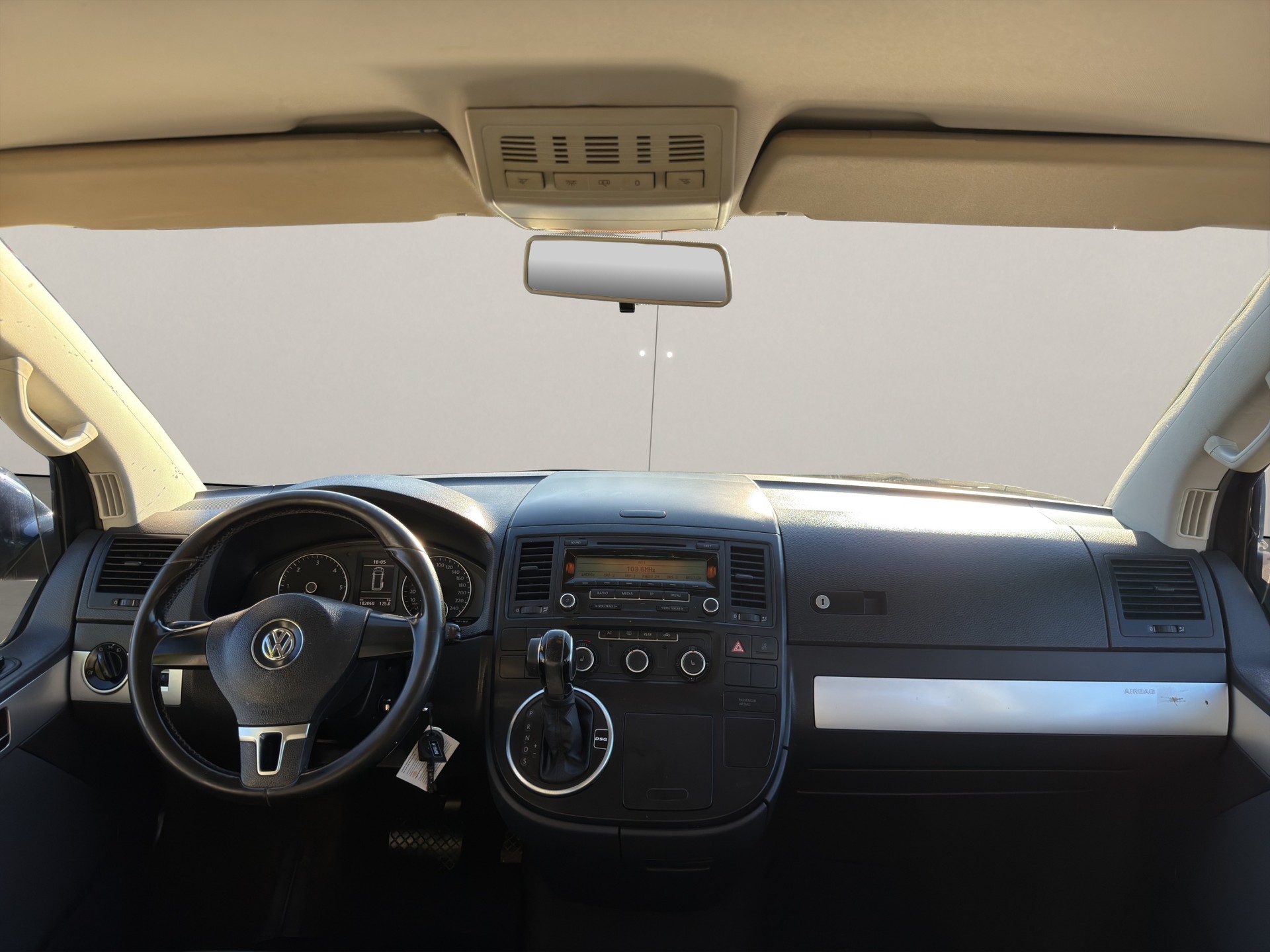 VW T5 Multivan 2.0 TDI CR Highline DSG-image-9