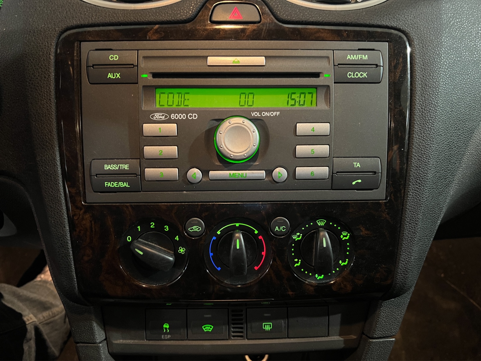 FORD Focus 2.0i Carving-image-10